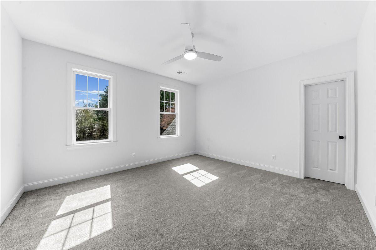 KNOXLYN FARM - Residential