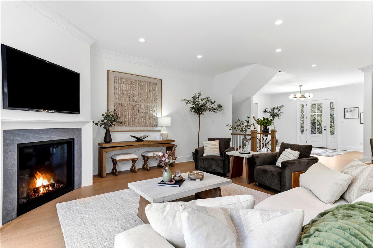 KNOXLYN FARM - Residential