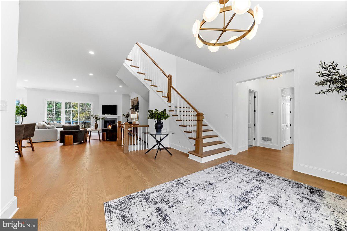 KNOXLYN FARM - Residential