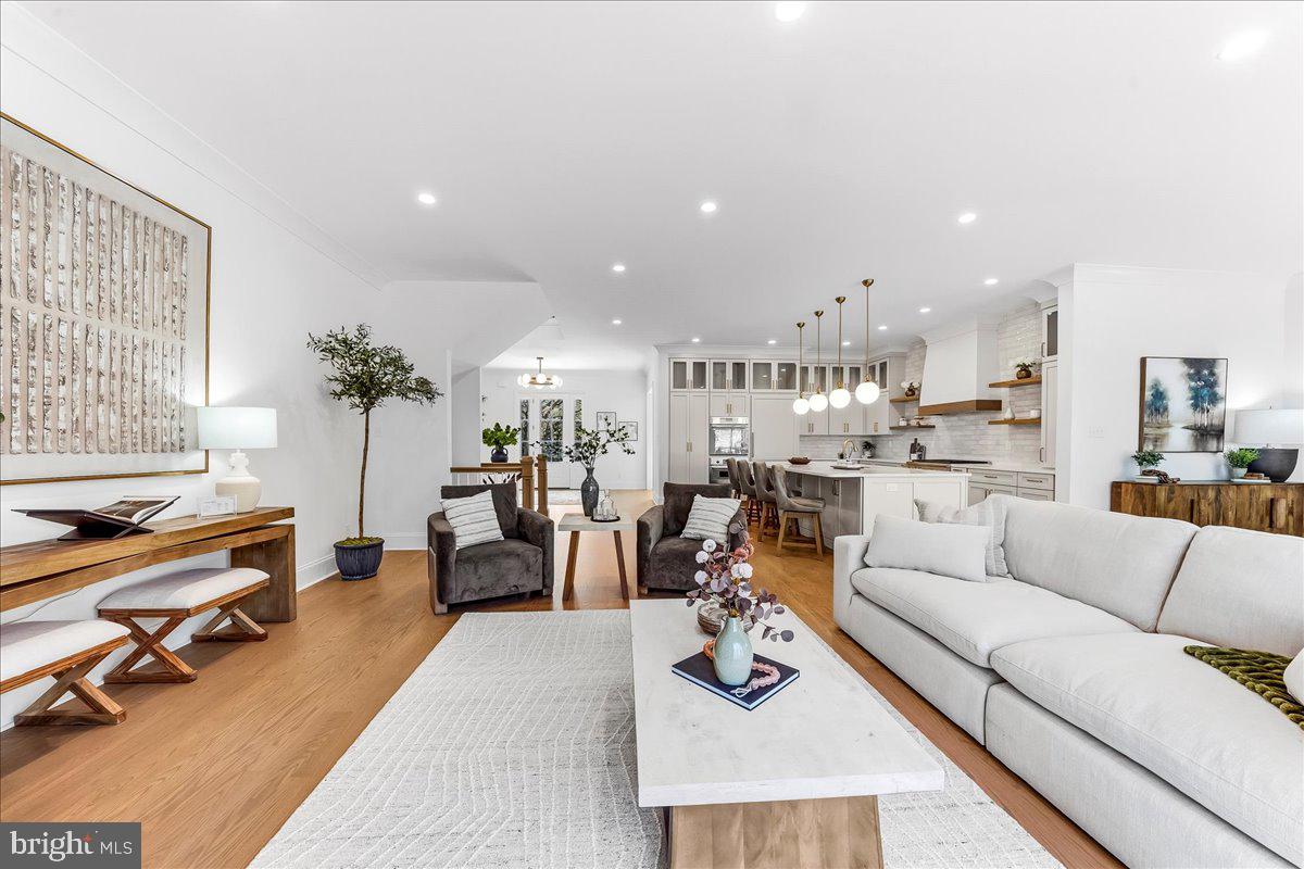 KNOXLYN FARM - Residential