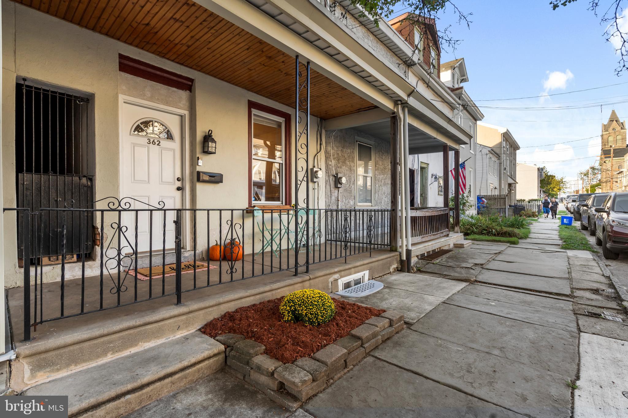 362 MARTIN STREET