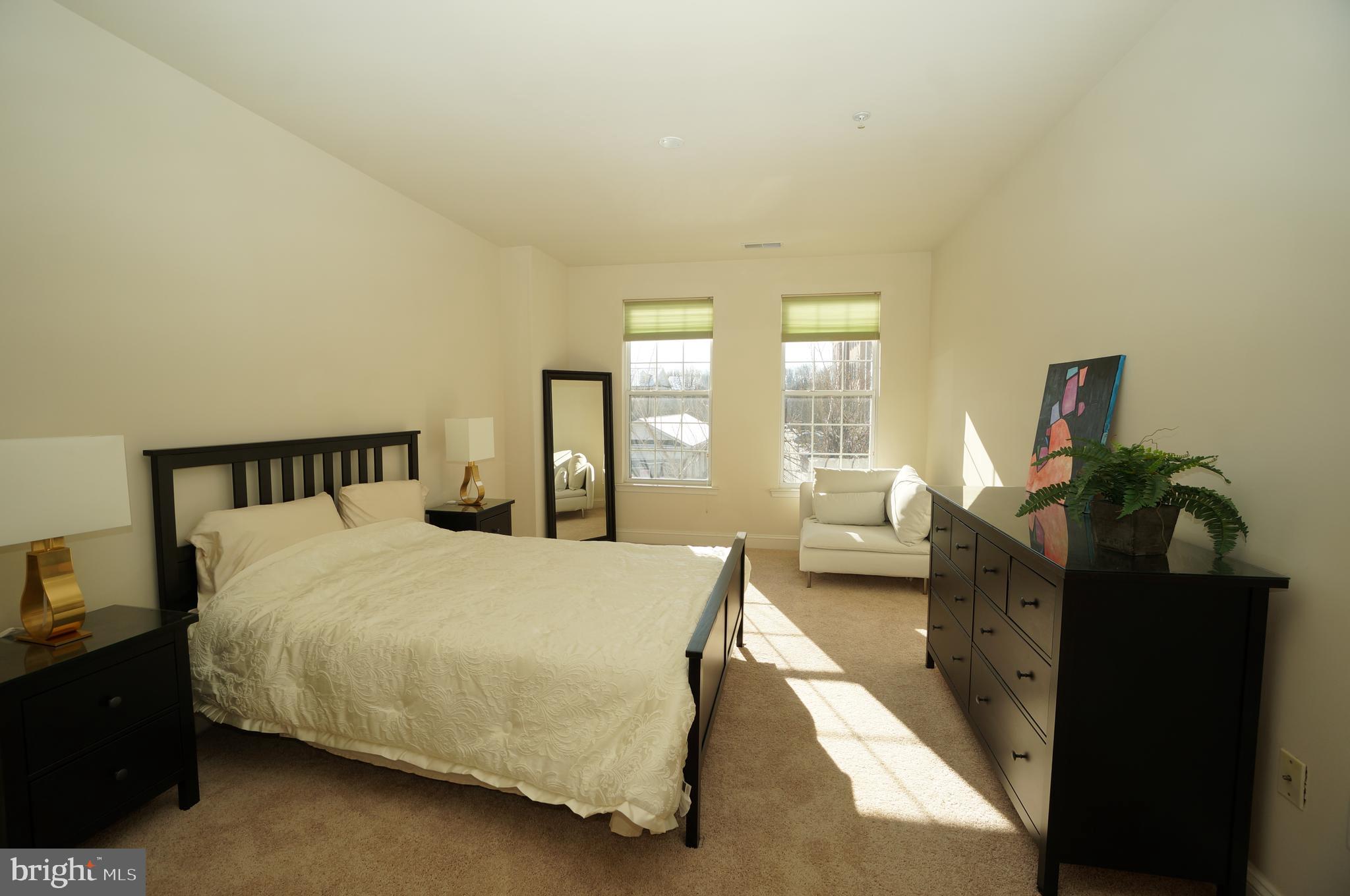 RIVER HILL - Residential Lease