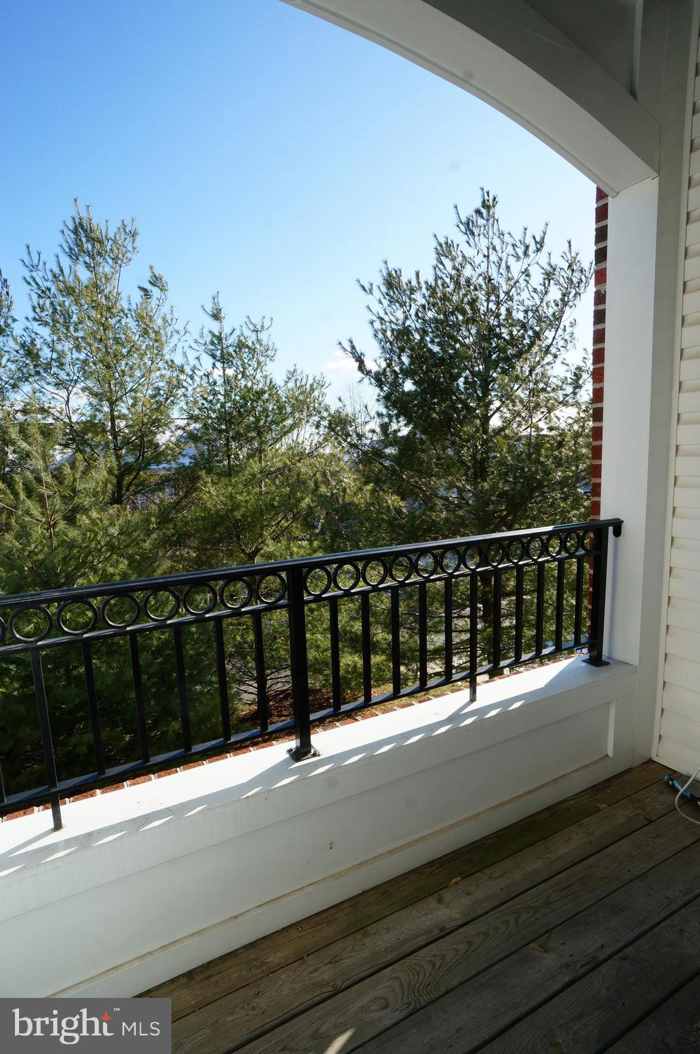 RIVER HILL - Residential Lease