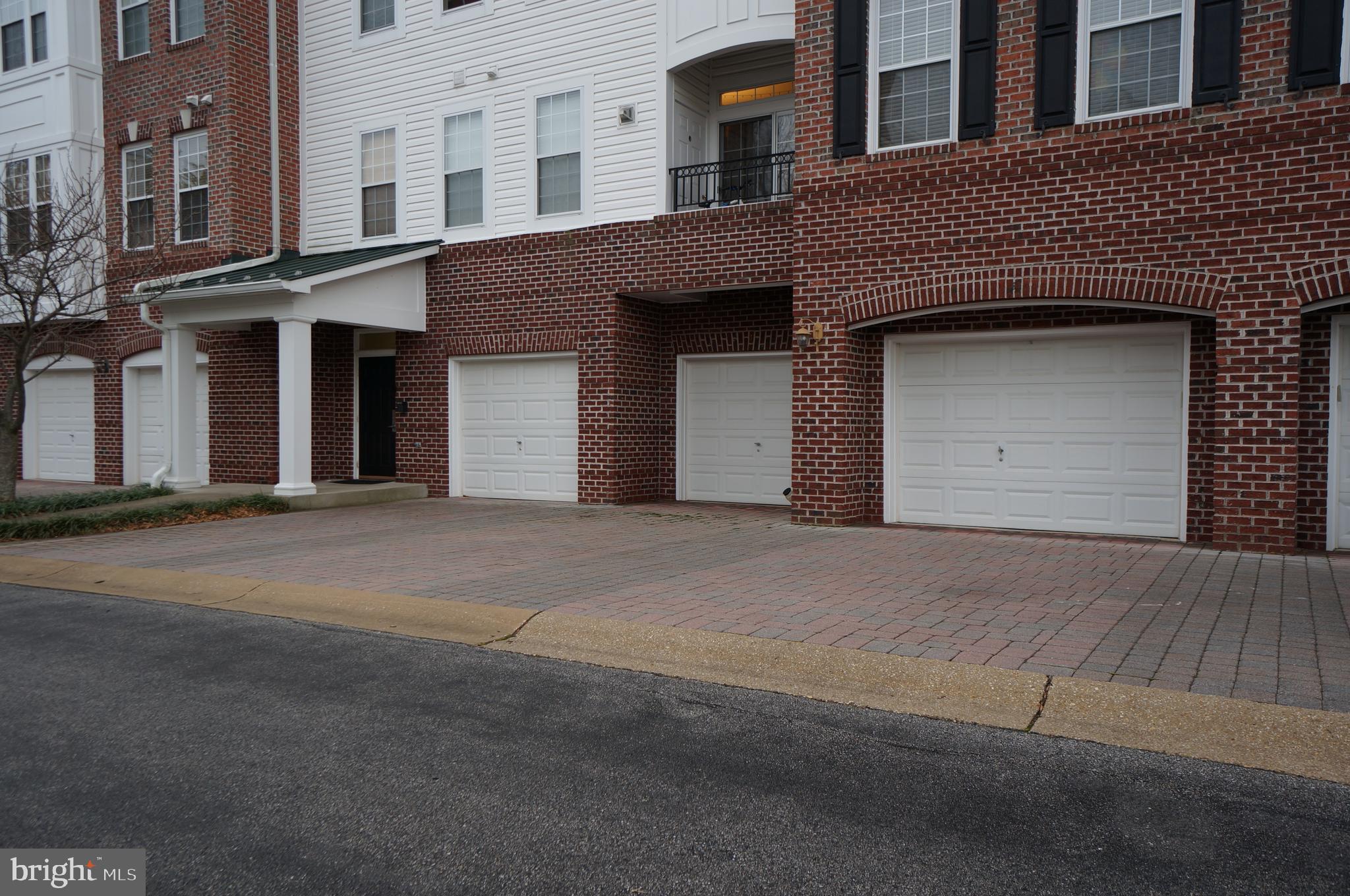 RIVER HILL - Residential Lease