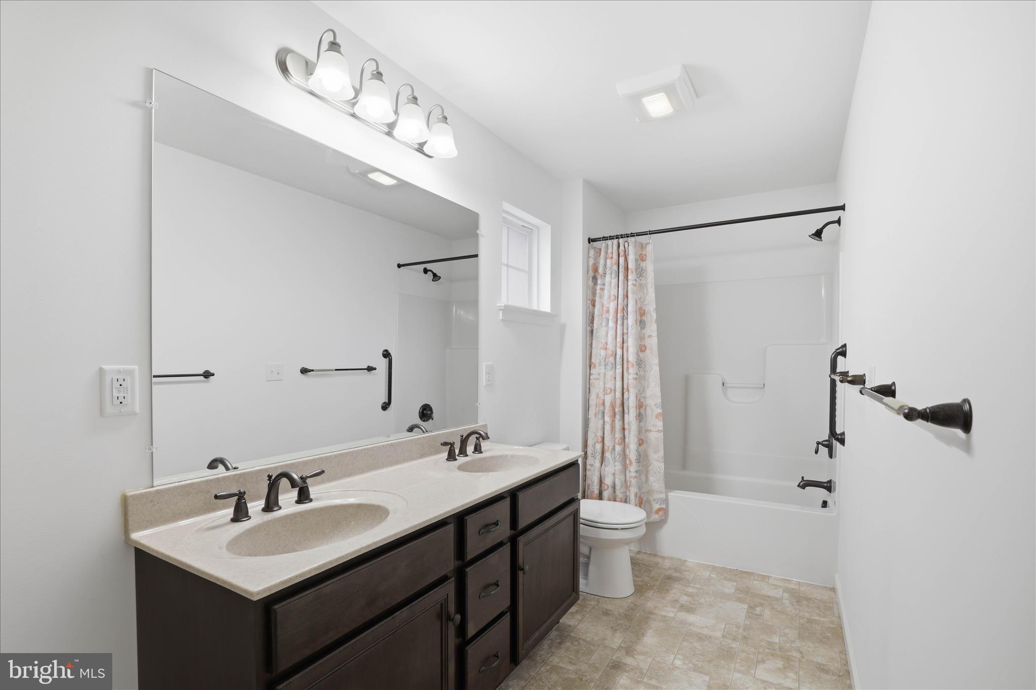 SYLVAN VIEW - Residential