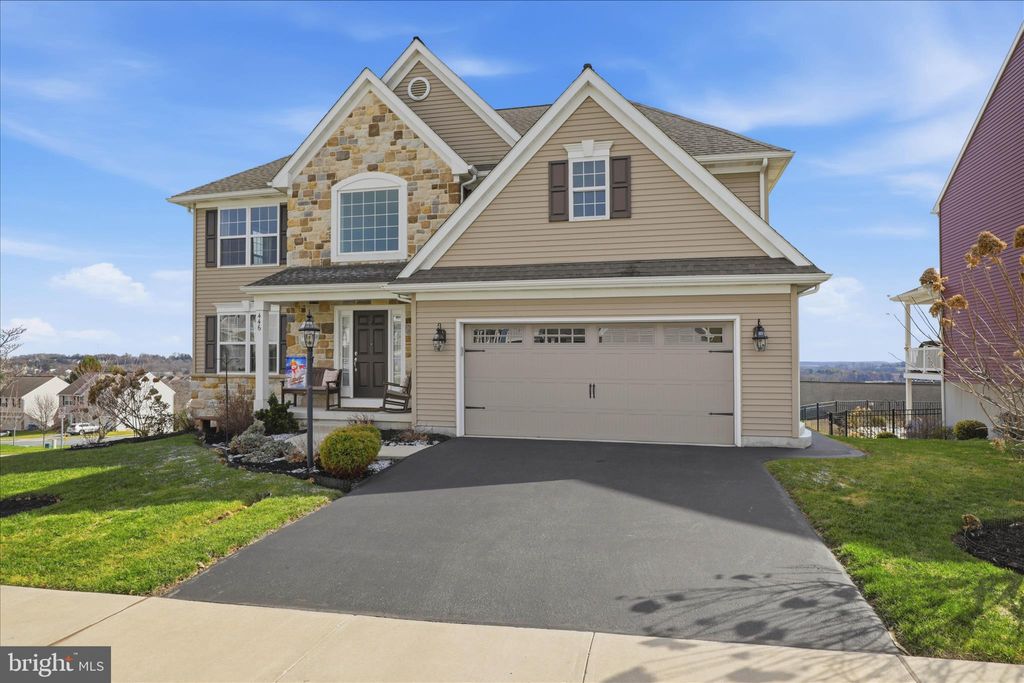 Photo of 446 Lancer Drive, COLUMBIA, PA 17512 (MLS # PALA2084568)