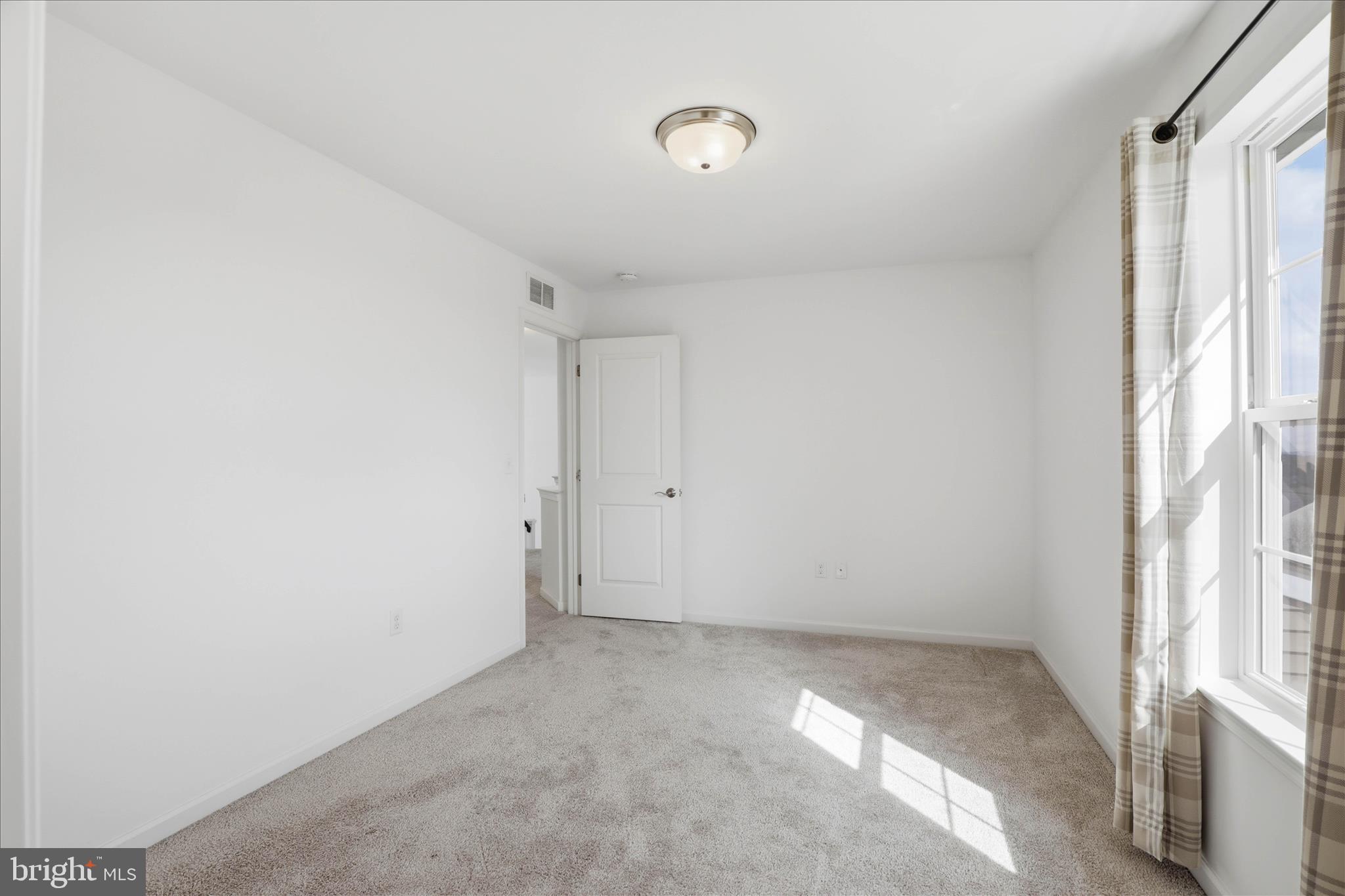 SYLVAN VIEW - Residential