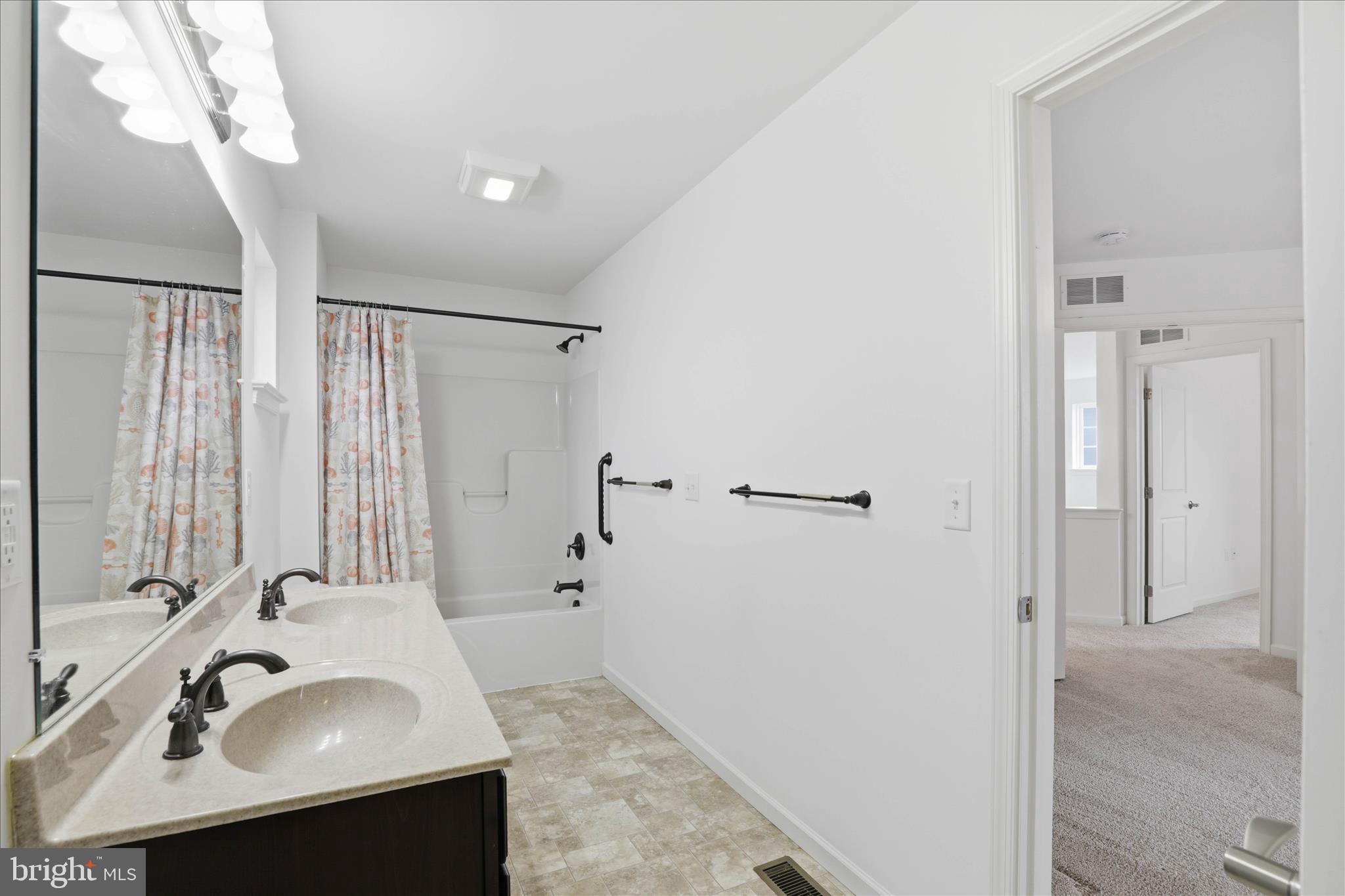 SYLVAN VIEW - Residential