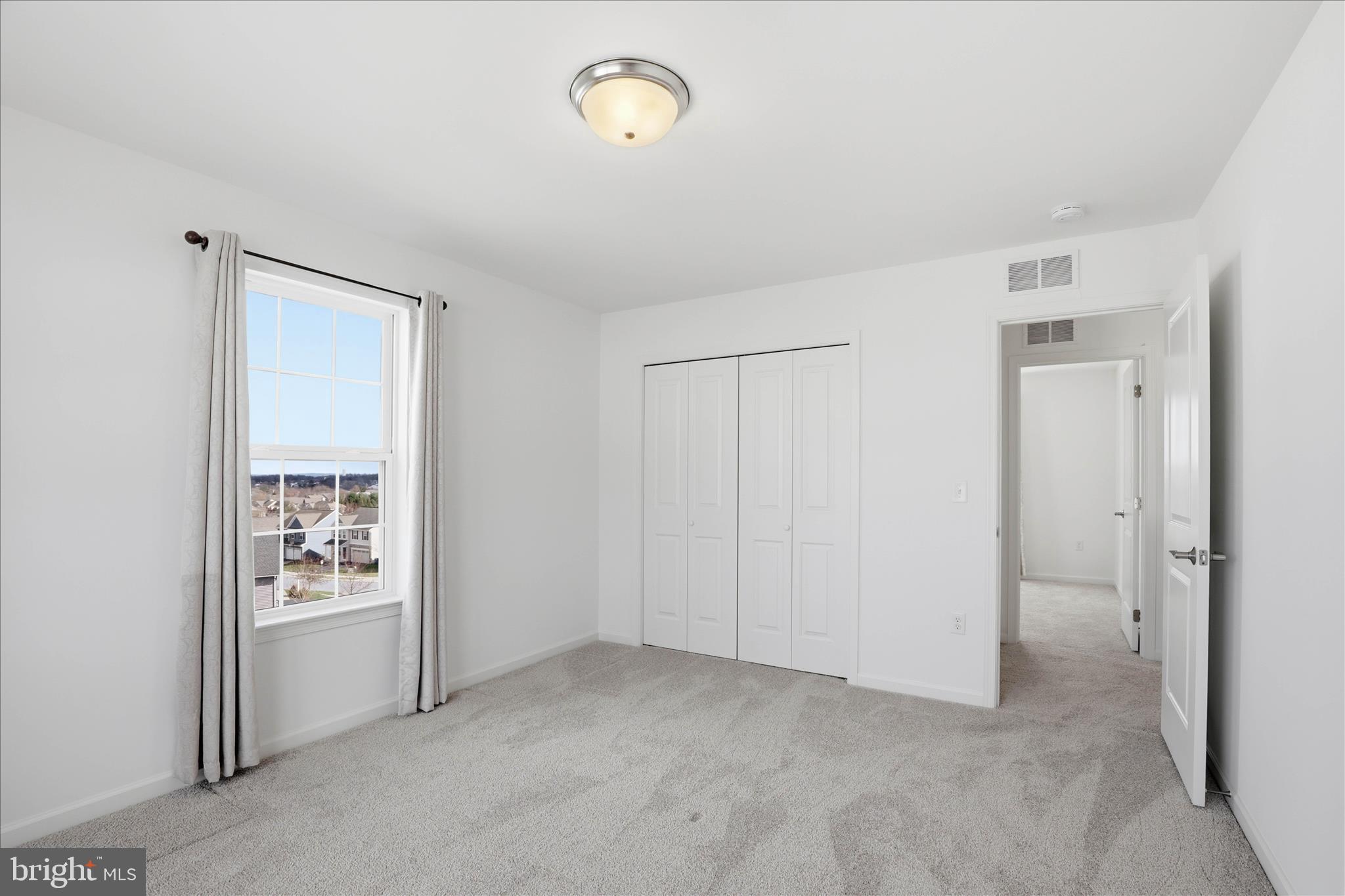 SYLVAN VIEW - Residential