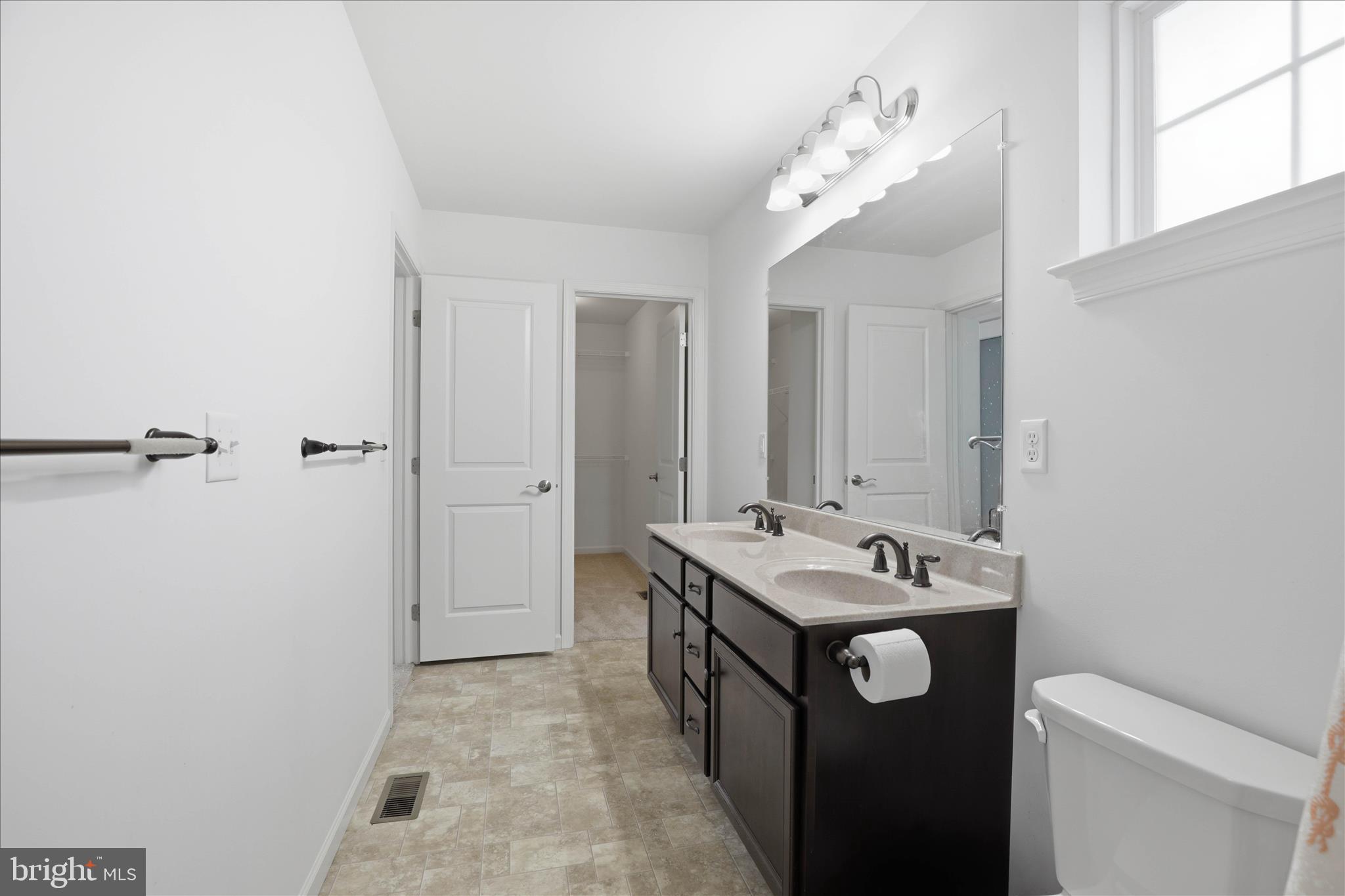 SYLVAN VIEW - Residential