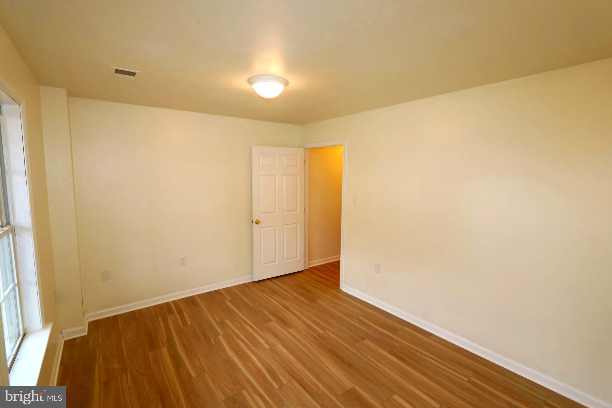 HAMMONDS MILL - Residential