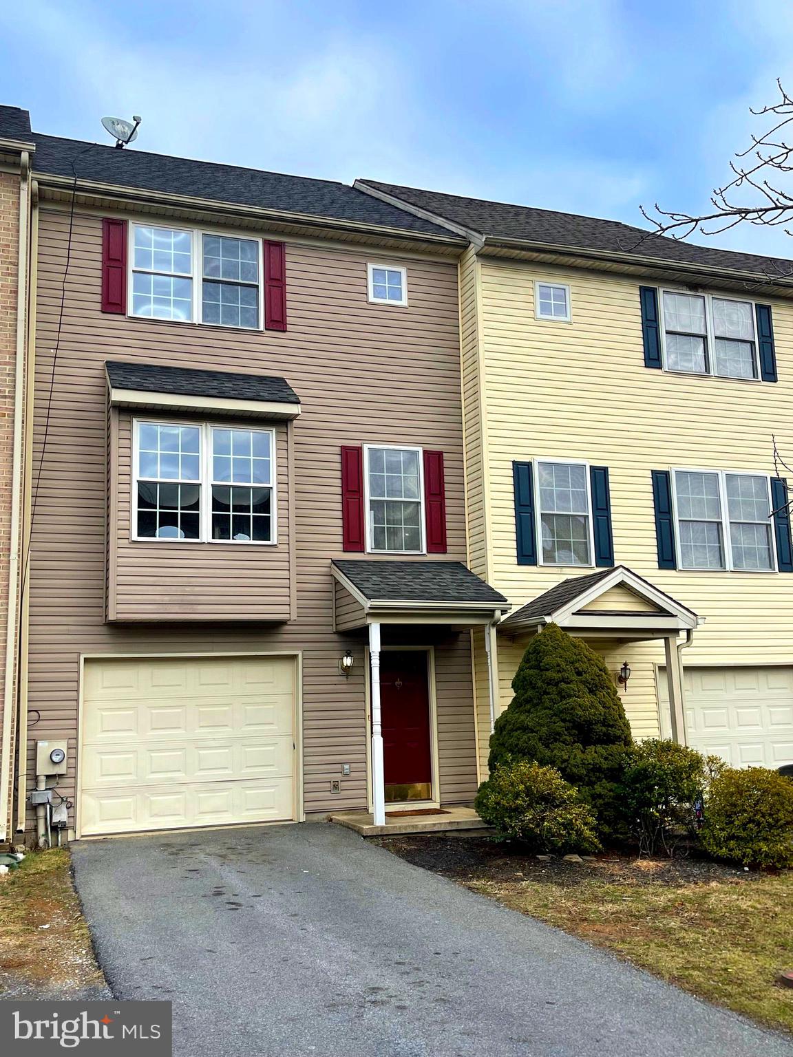 HAMMONDS MILL - Residential