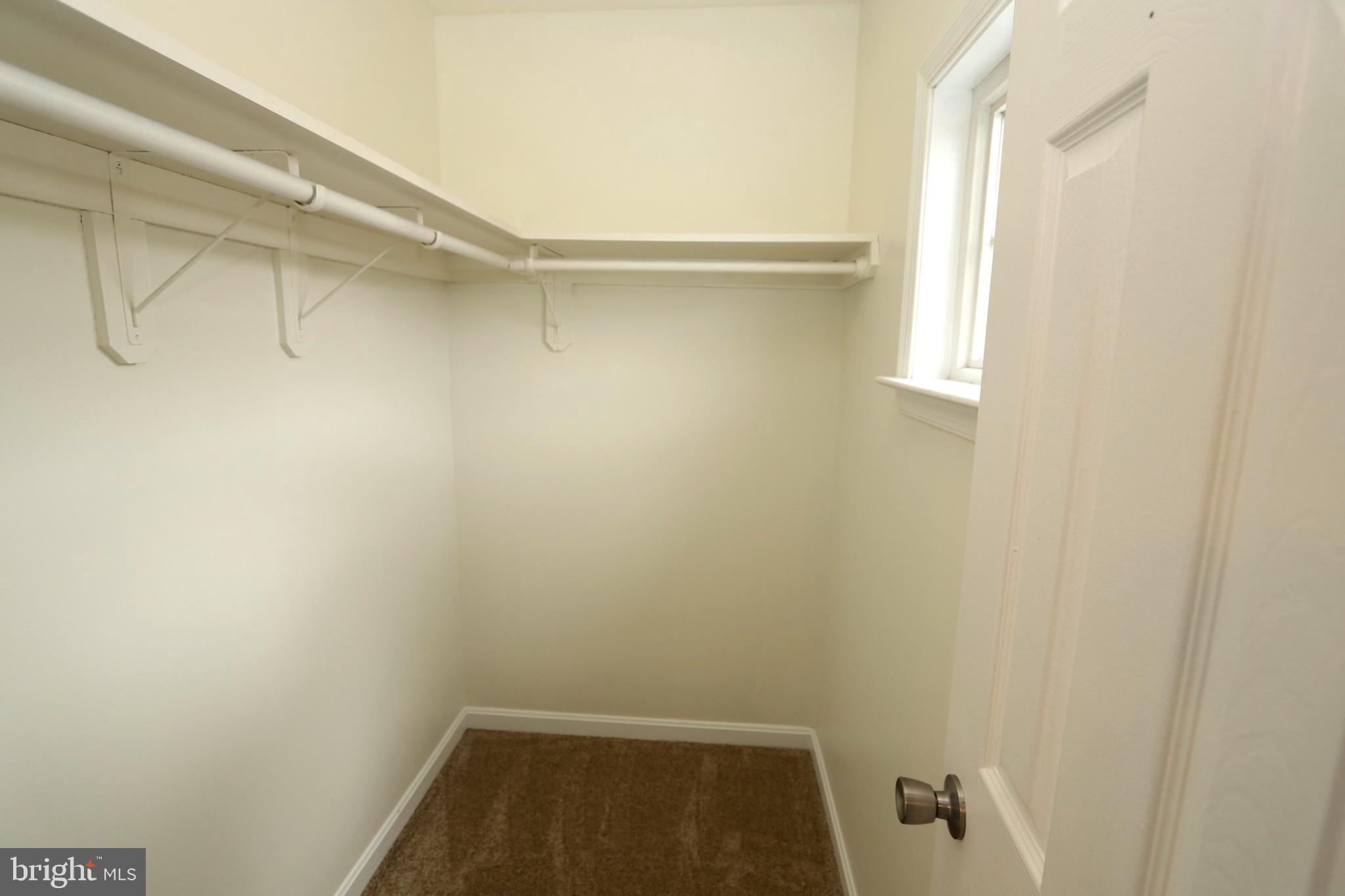 HAMMONDS MILL - Residential