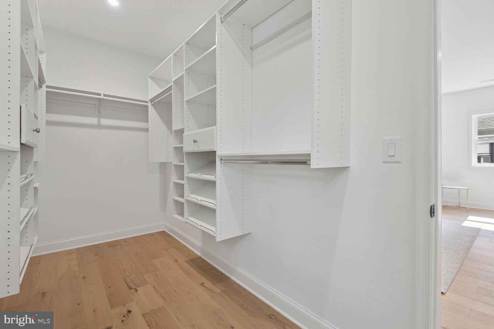 GARRETT PARK - Residential