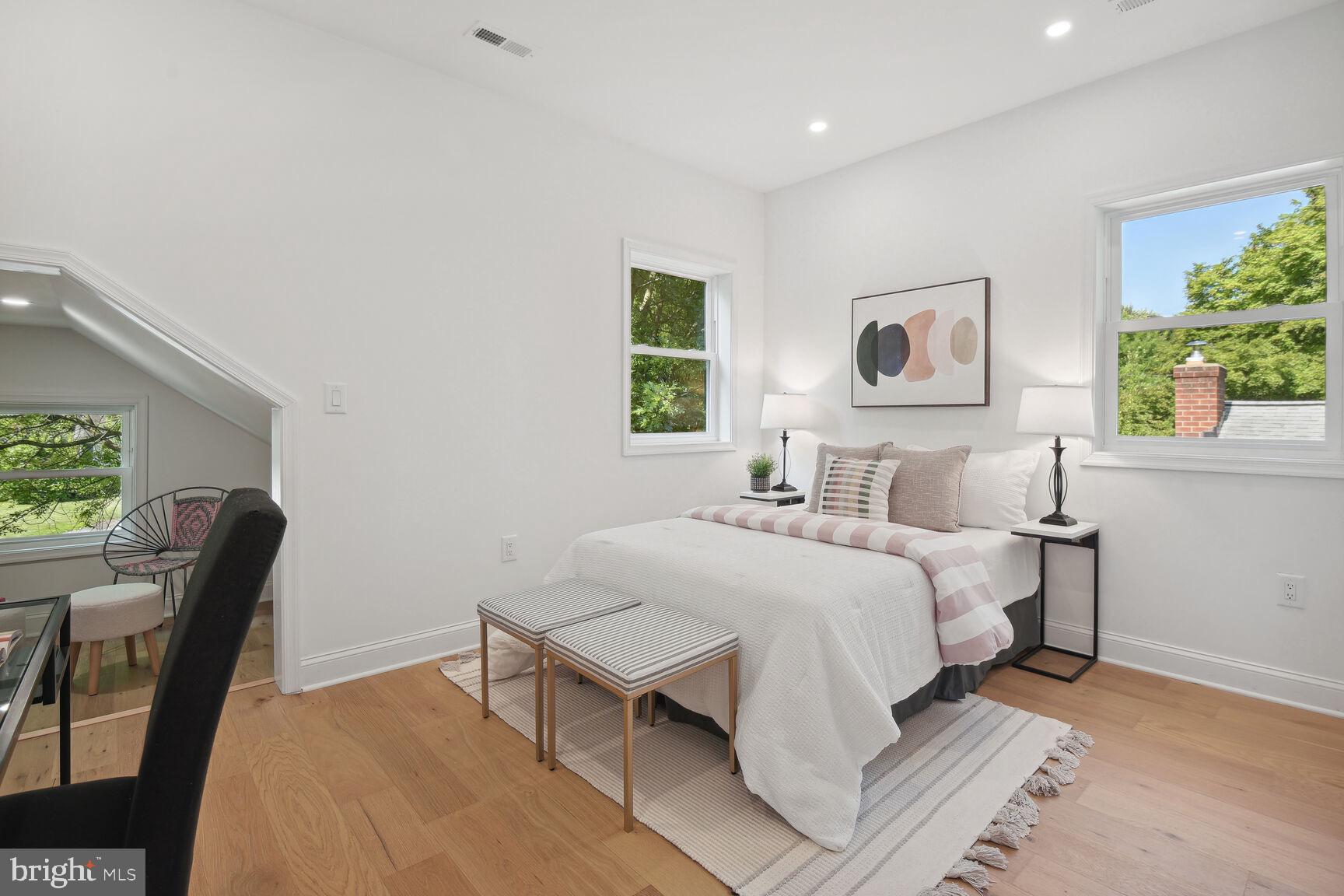 GARRETT PARK - Residential