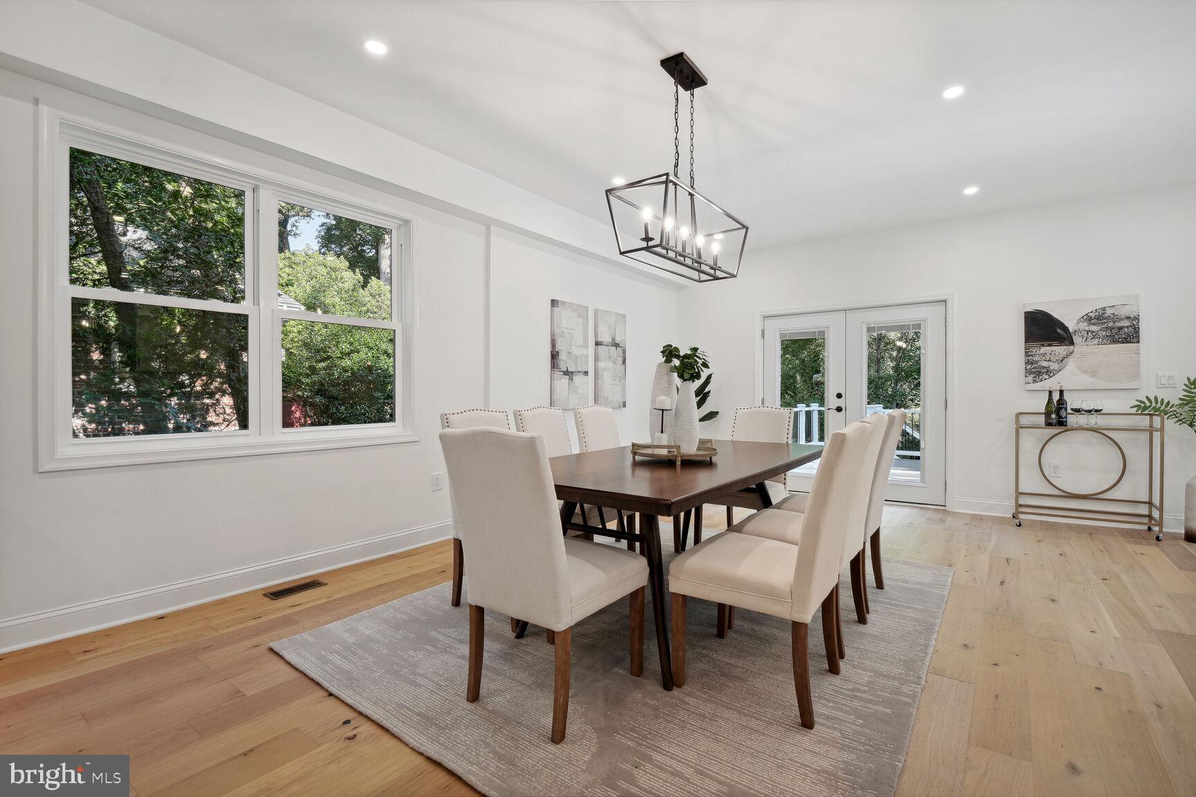 GARRETT PARK - Residential