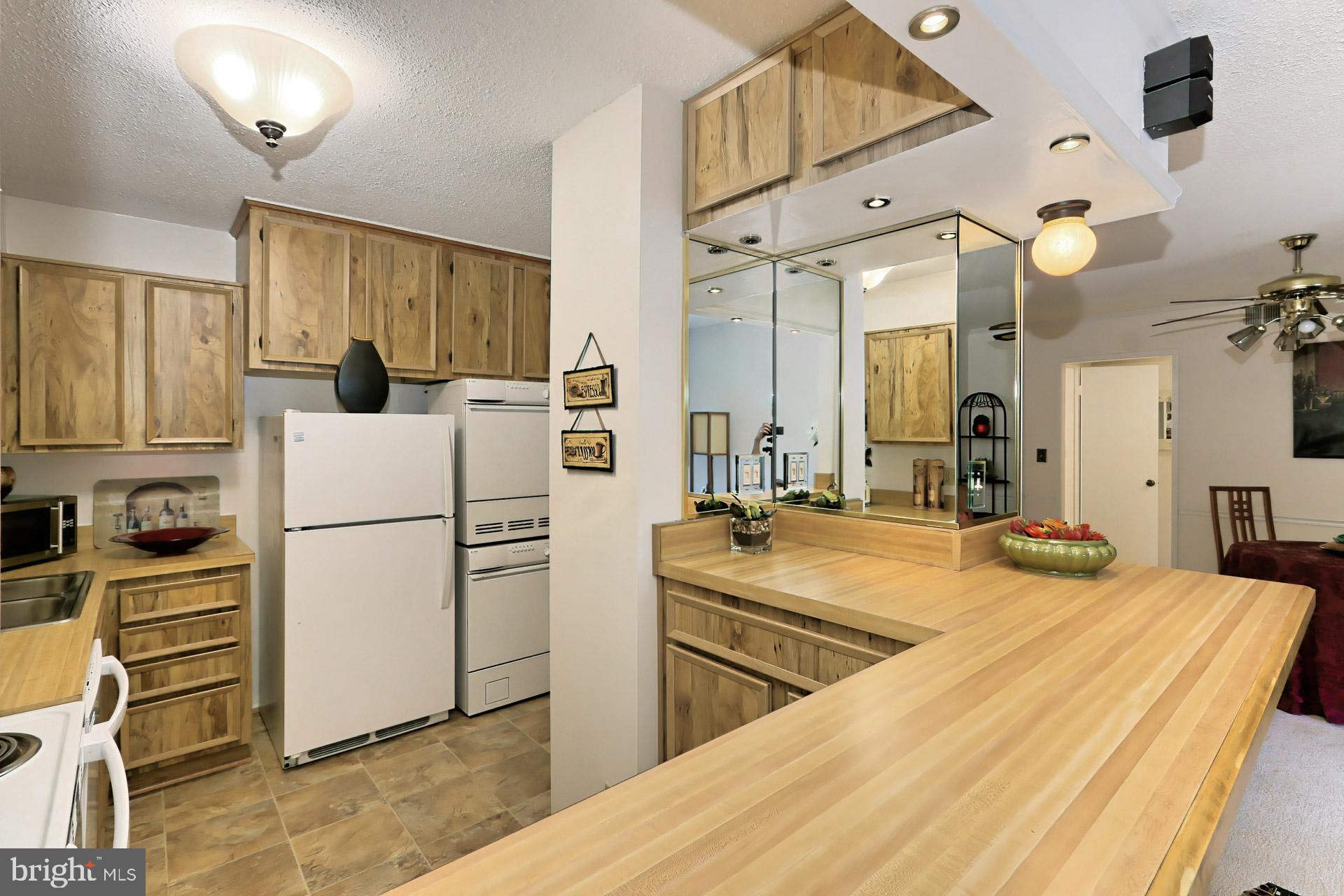 MONTEBELLO - Residential Lease