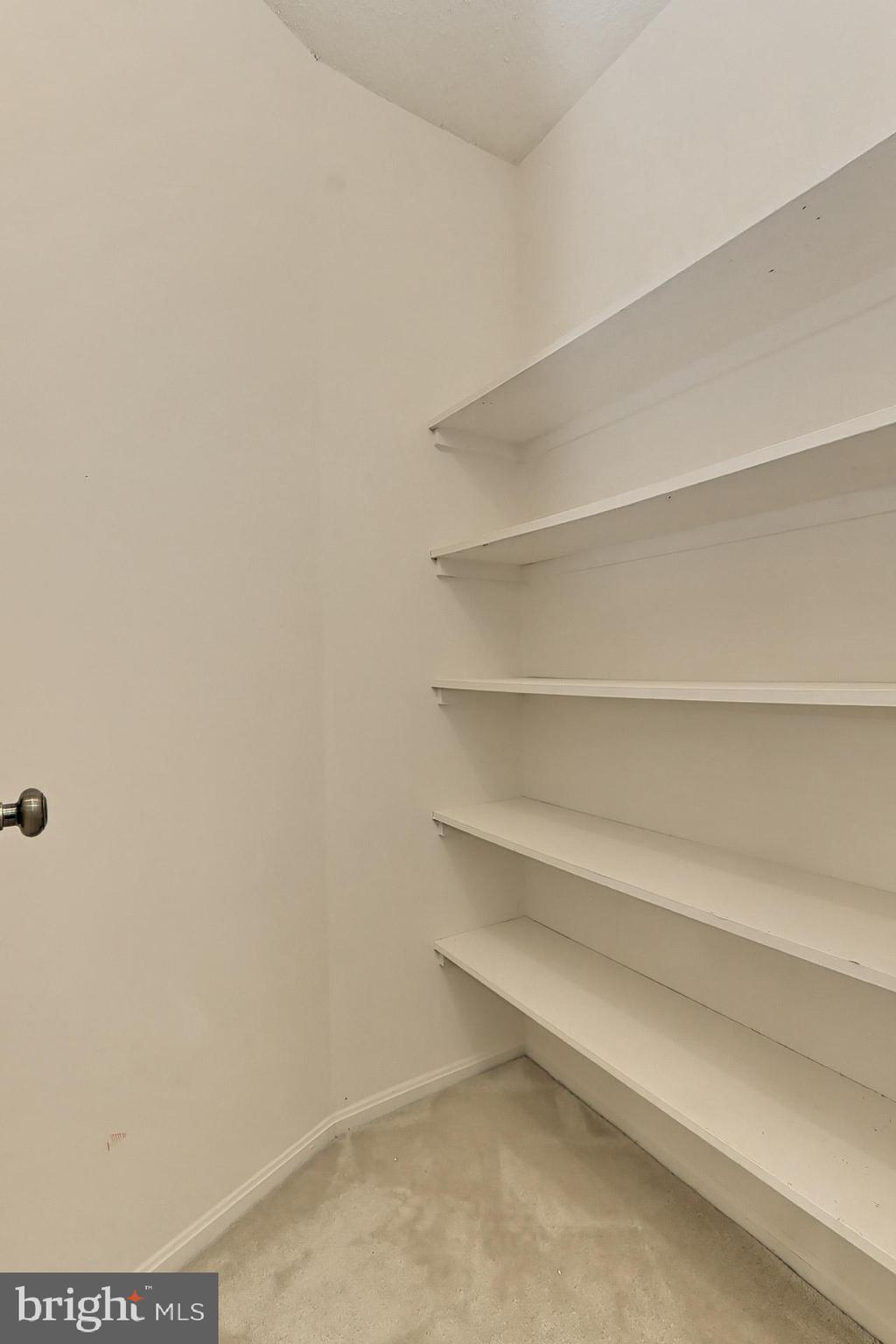 MONTEBELLO - Residential Lease