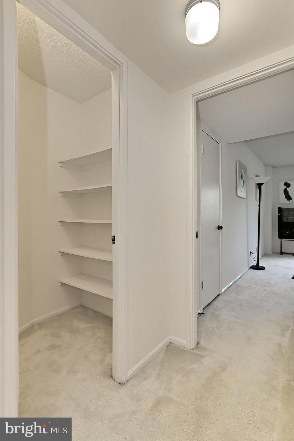 MONTEBELLO - Residential Lease