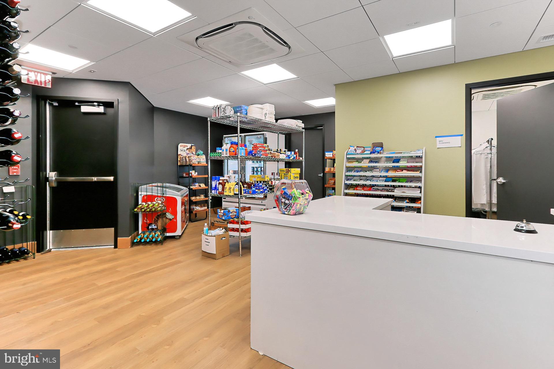 MONTEBELLO - Residential Lease