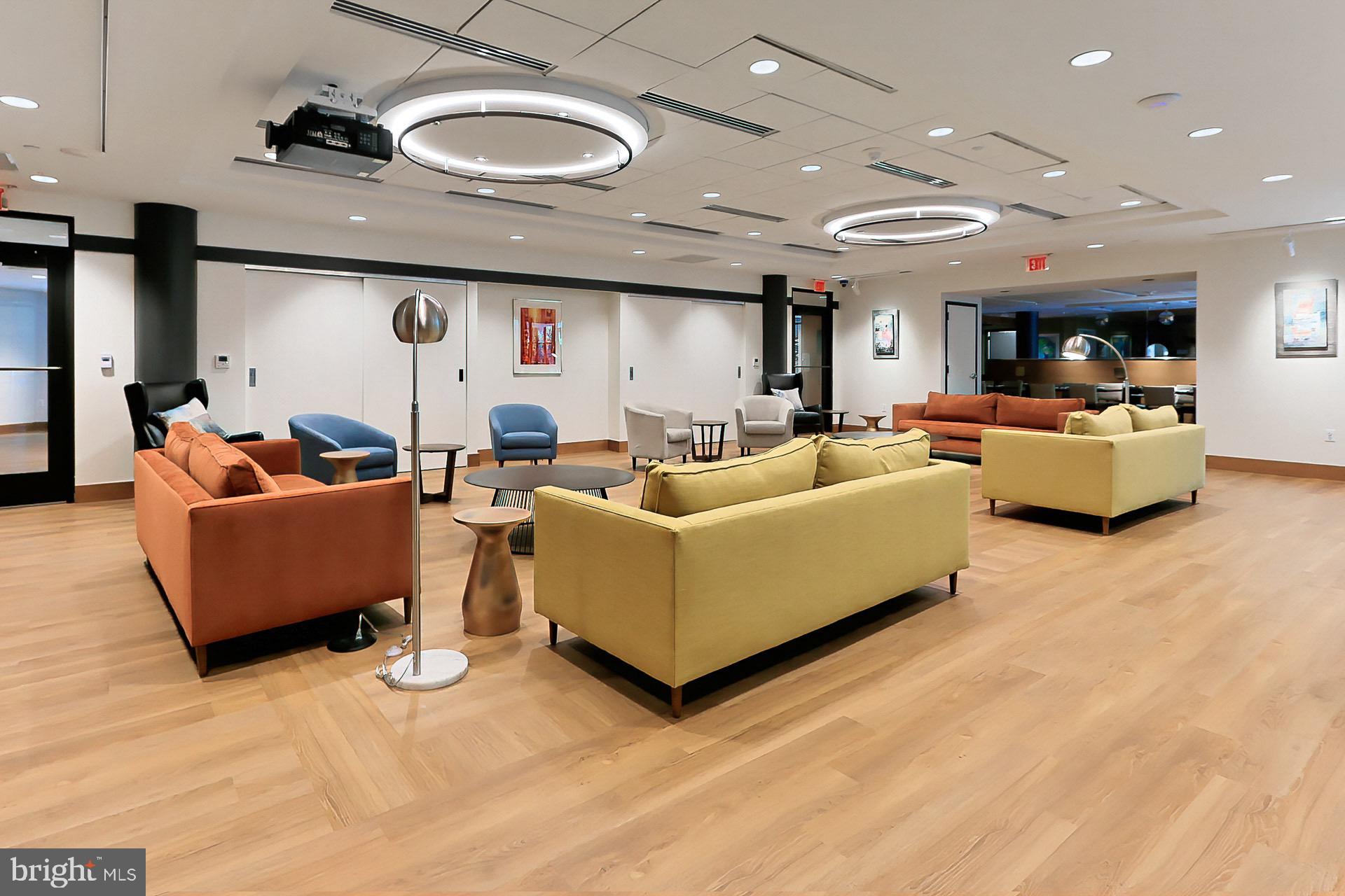 MONTEBELLO - Residential Lease