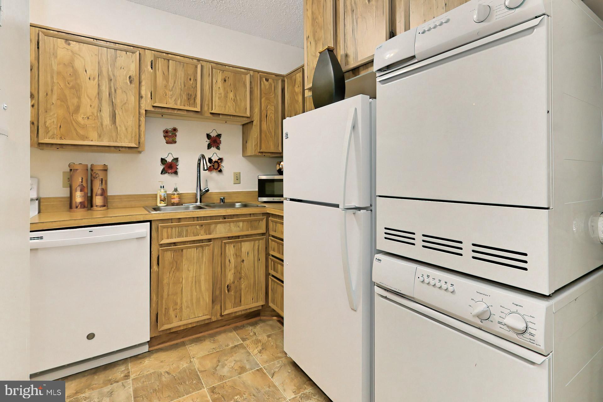 MONTEBELLO - Residential Lease