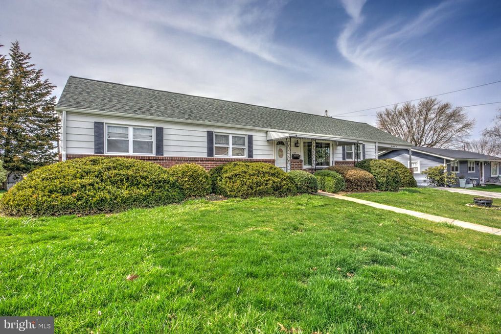 Photo of 121 Sycamore Road, Ephrata, PA 17522 (MLS # PALA2048584)