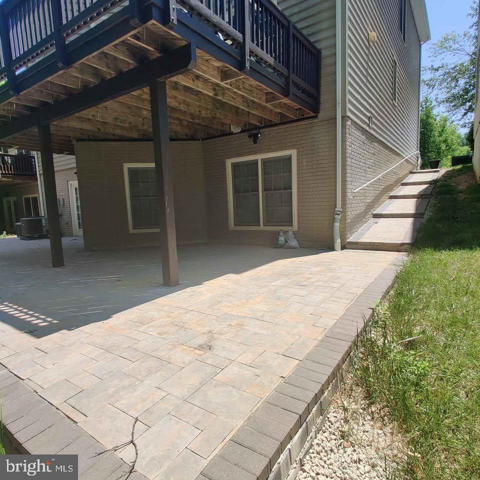 Basement Available for Rent. This is a month to month lease. Huge living area, kitchen, comes with 2 bedrooms and full bathroom. Updated Vinyl flooring throughout and new carpets. Amazing Lighting as well. Enjoy your own privacy and tranquility in the heart of Lorton. Month to month lease.