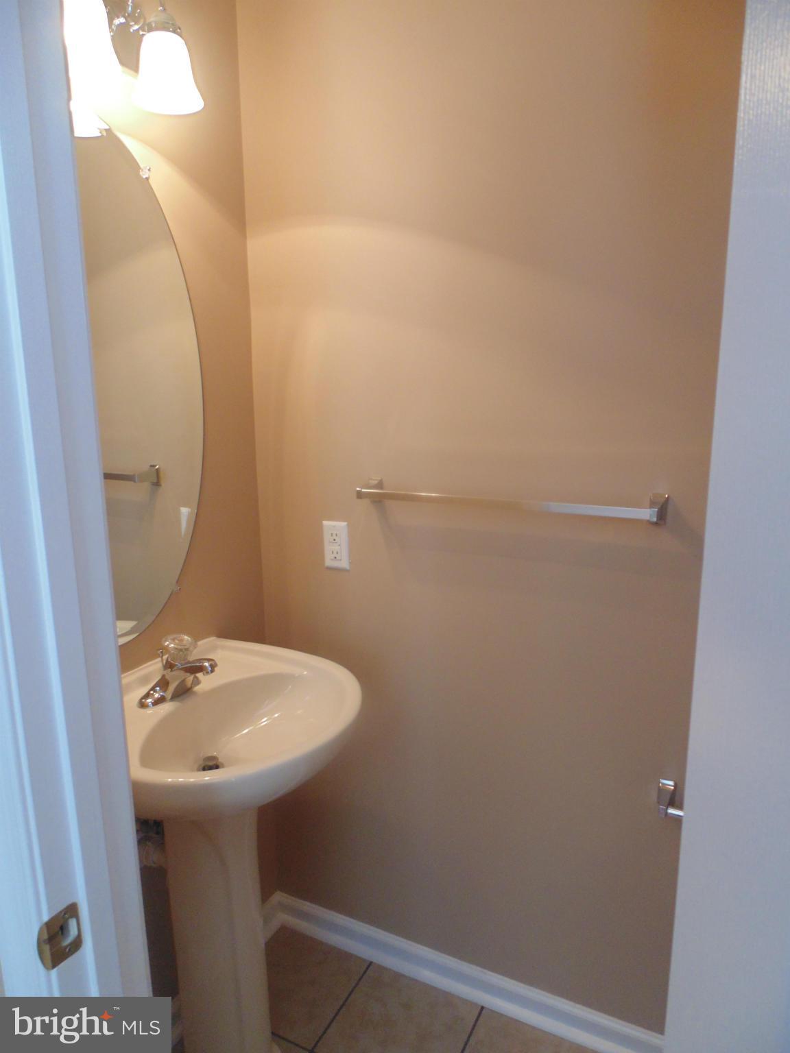 MILLS FARM - Residential Lease