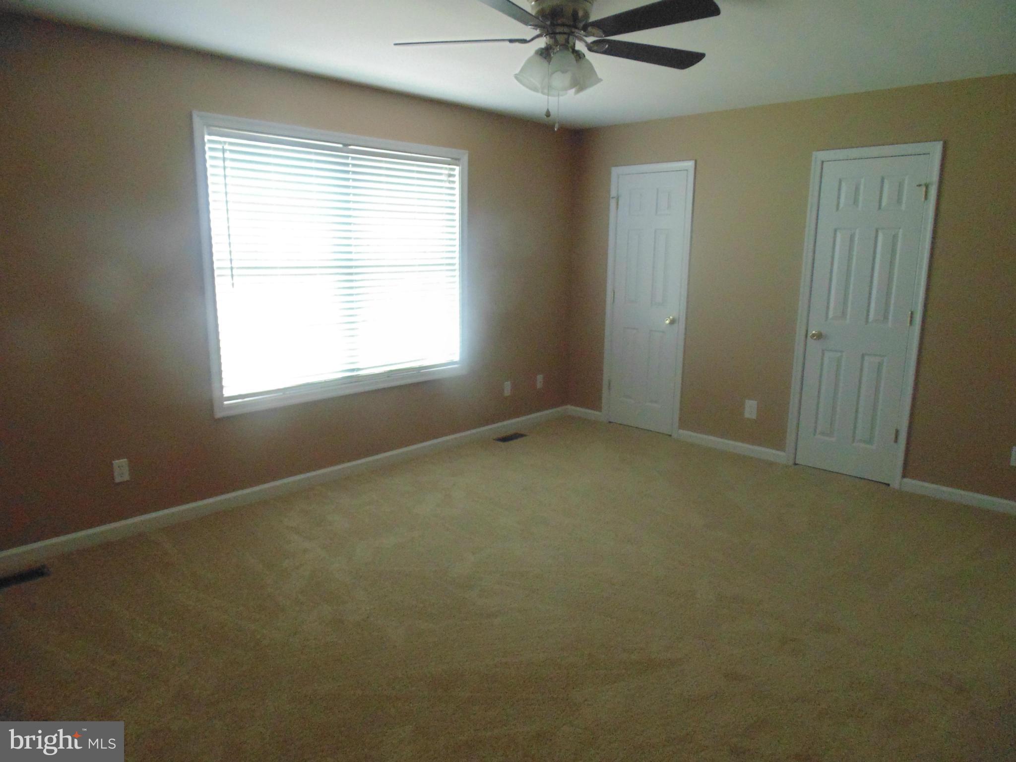 MILLS FARM - Residential Lease