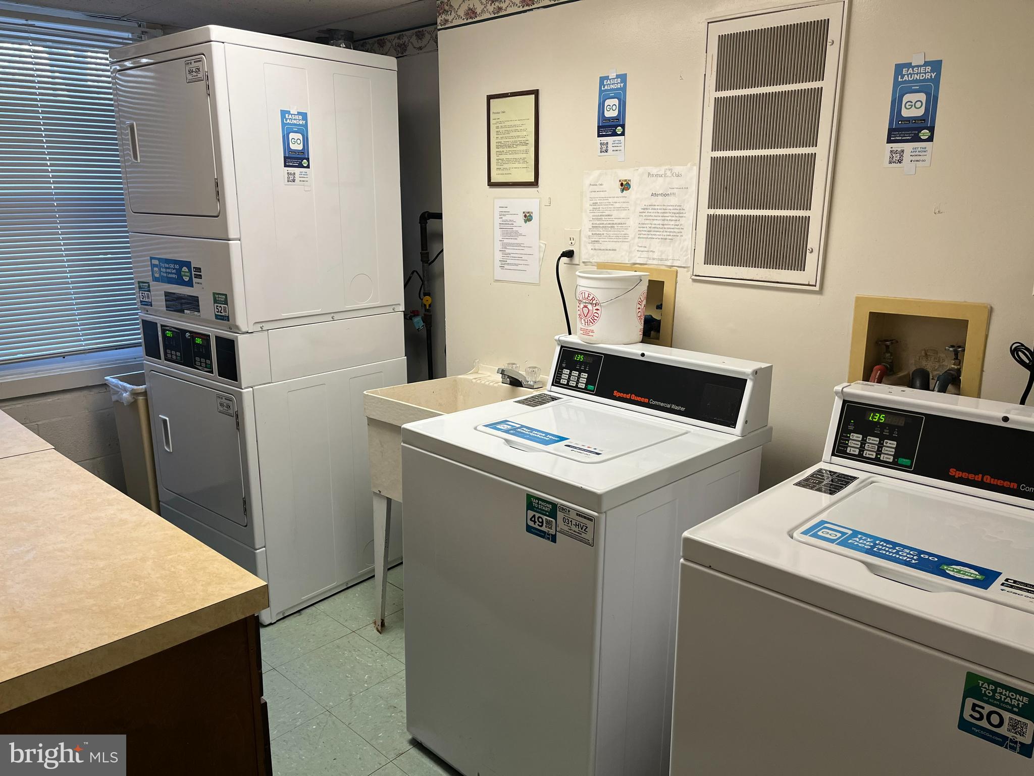 POTOMAC OAKS - Residential