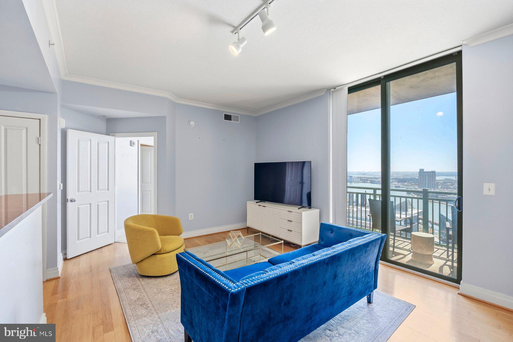 INNER HARBOR - Residential