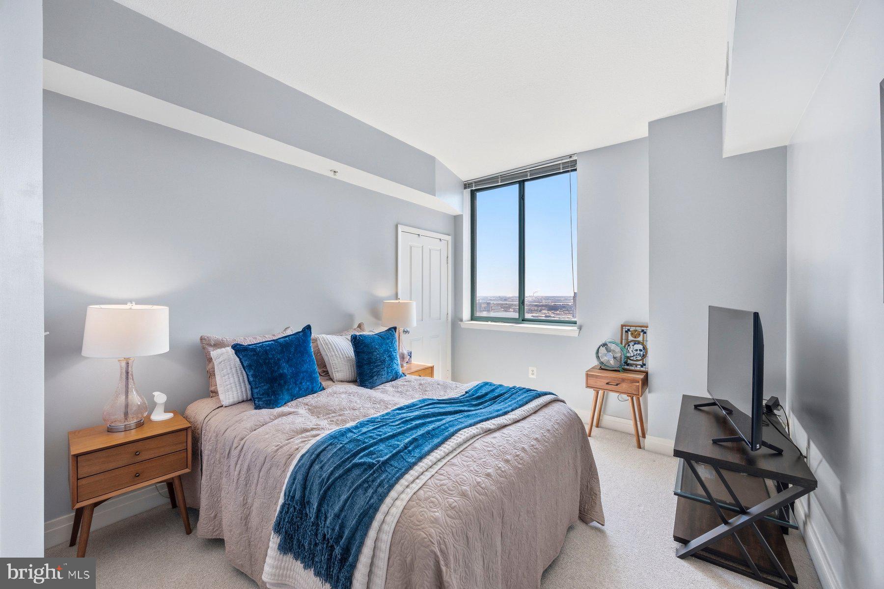 INNER HARBOR - Residential