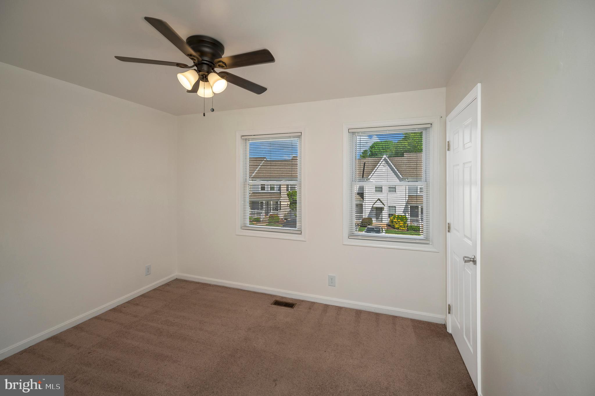 STAFFORD MEADOWS - Residential