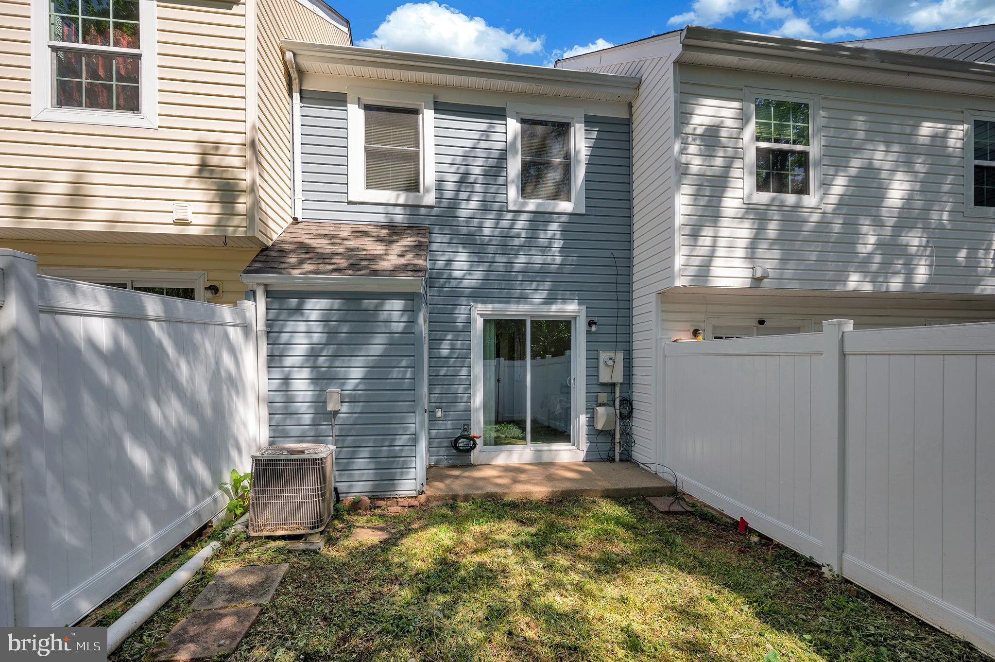 STAFFORD MEADOWS - Residential