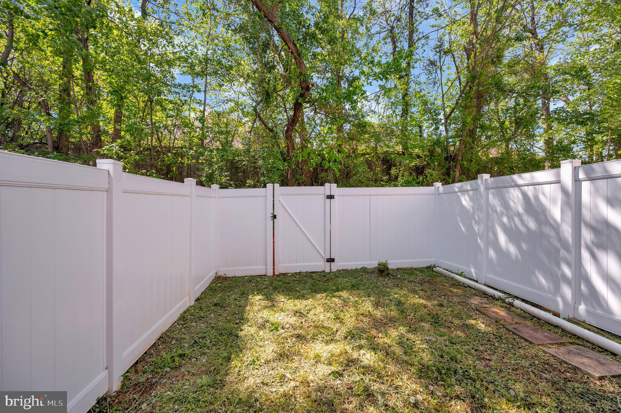 STAFFORD MEADOWS - Residential