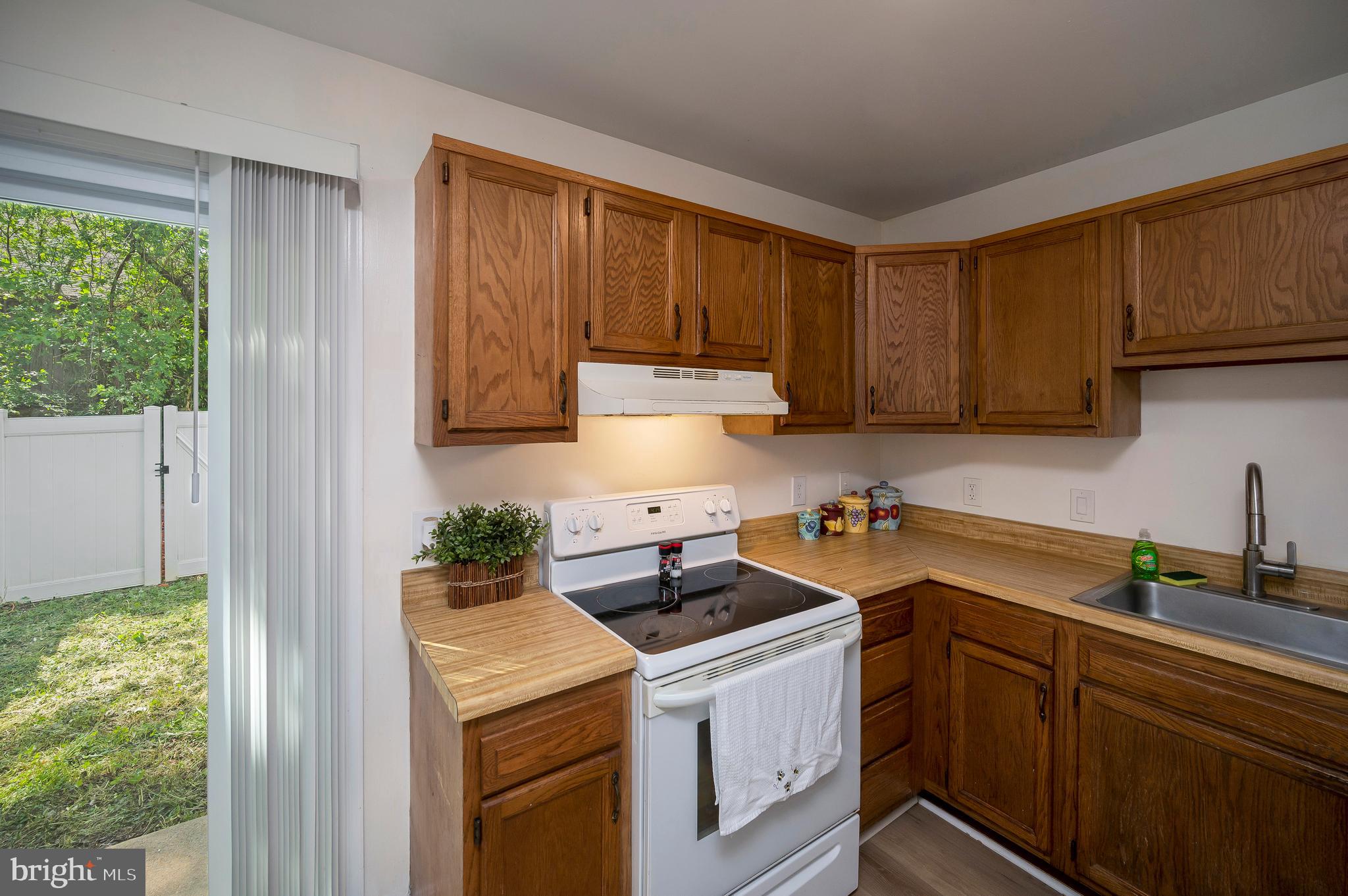 STAFFORD MEADOWS - Residential