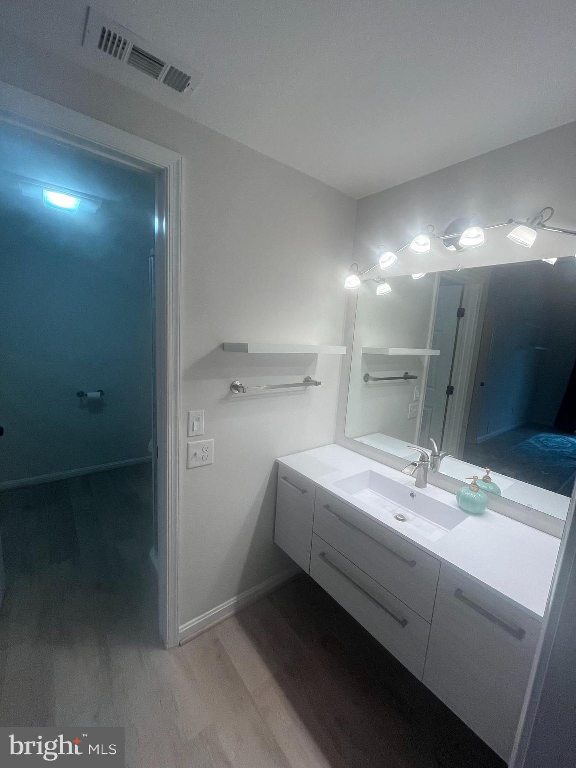 WOODLANDS NORTH - Residential Lease