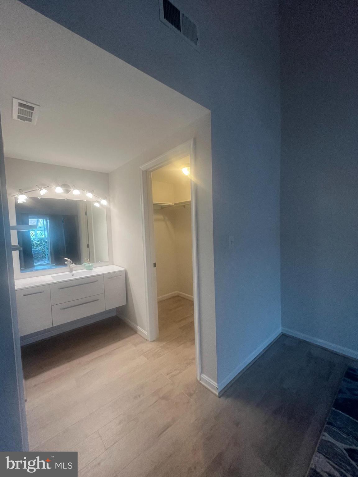 WOODLANDS NORTH - Residential Lease