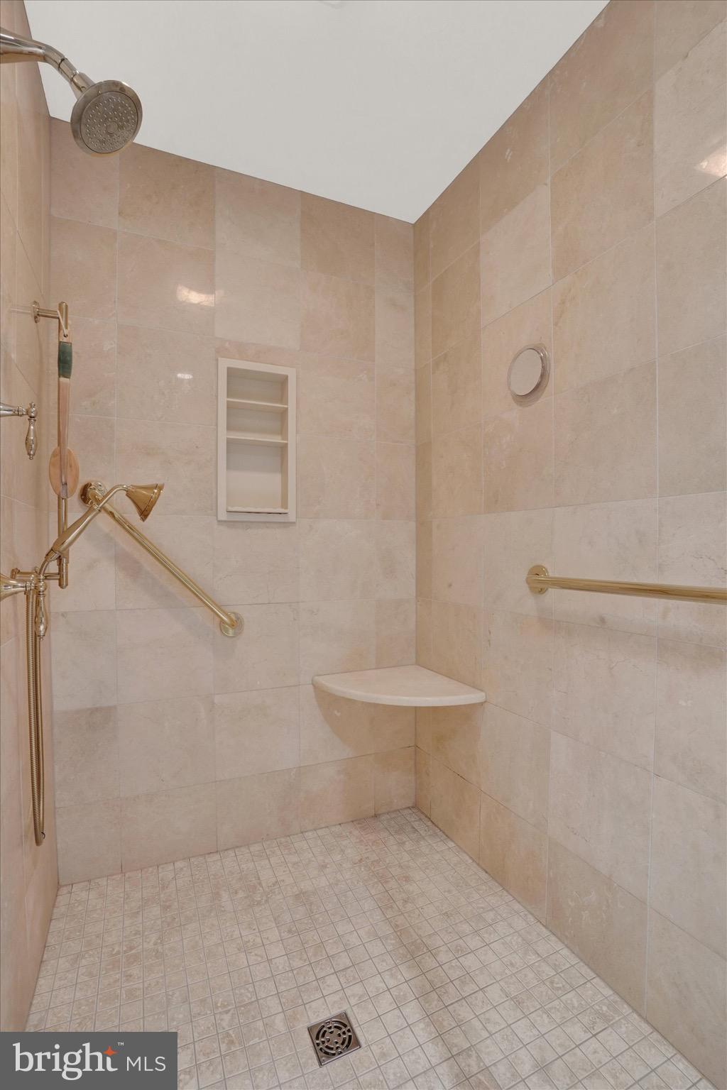 WYNDHAM HILLS - Residential