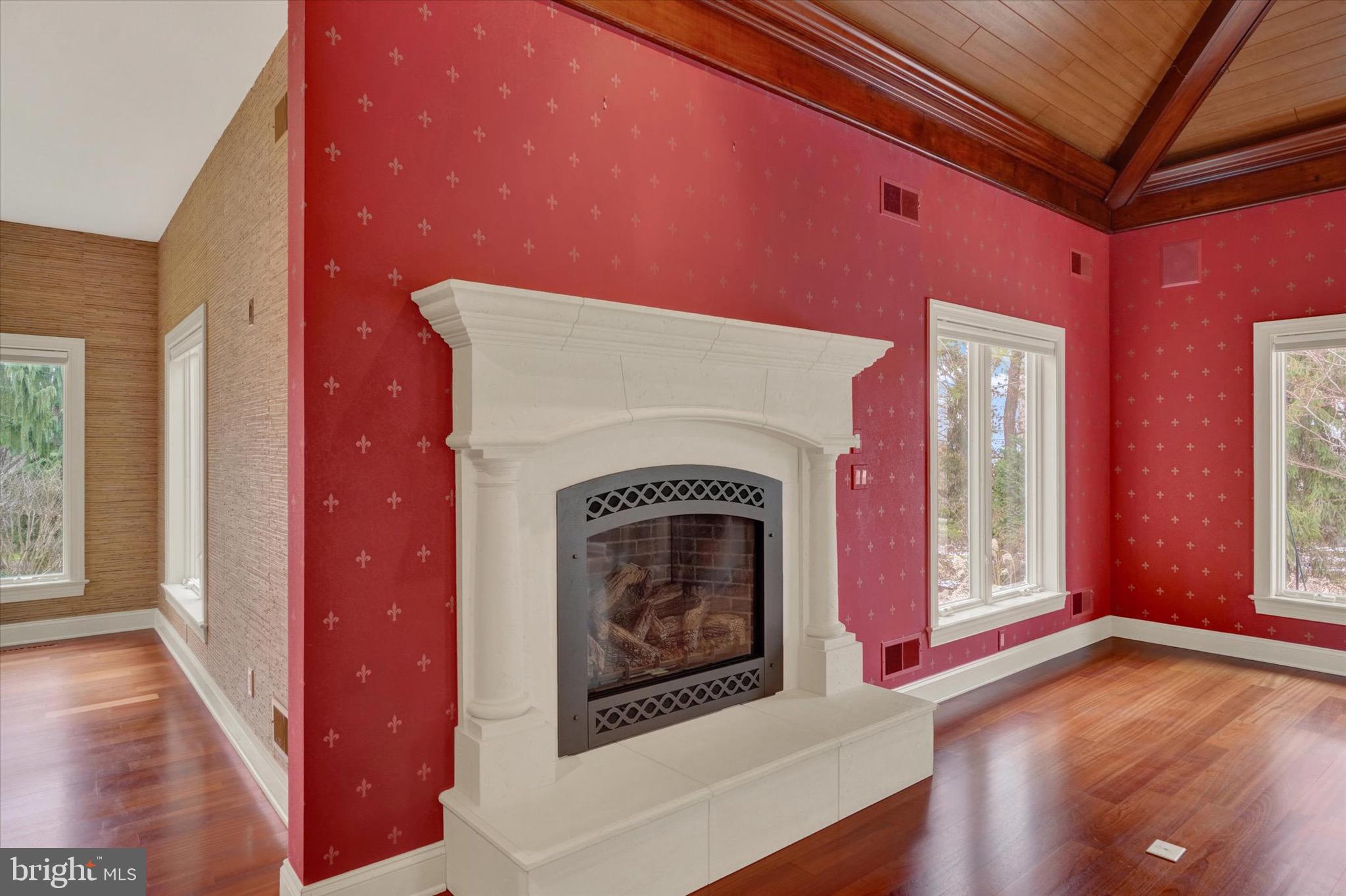 WYNDHAM HILLS - Residential
