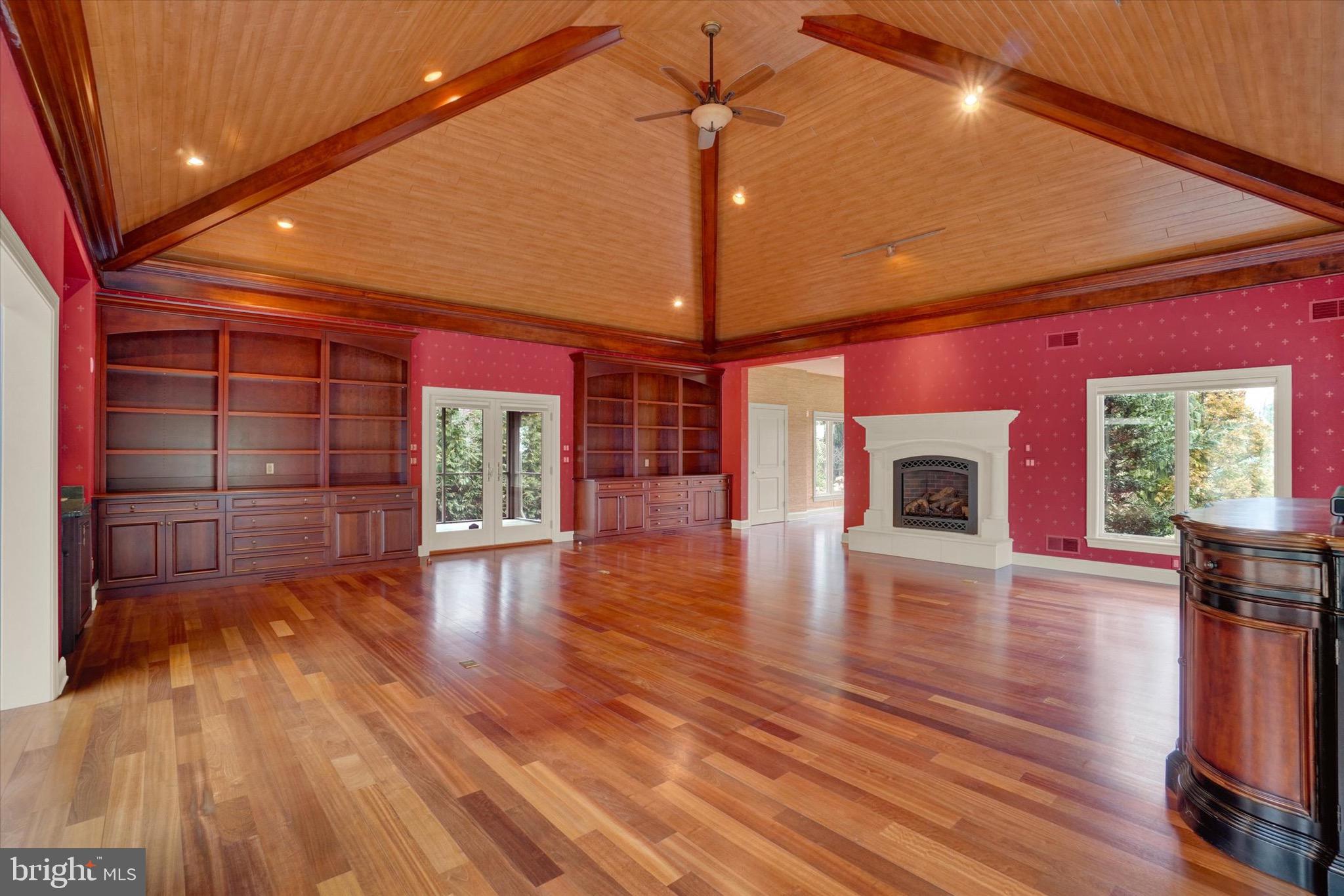 WYNDHAM HILLS - Residential