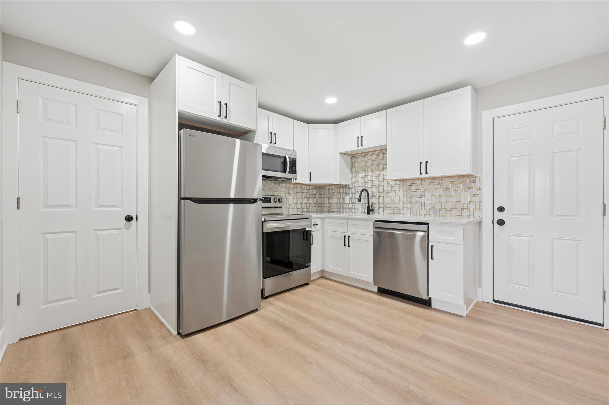 CONSHOHOCKEN - Residential Lease