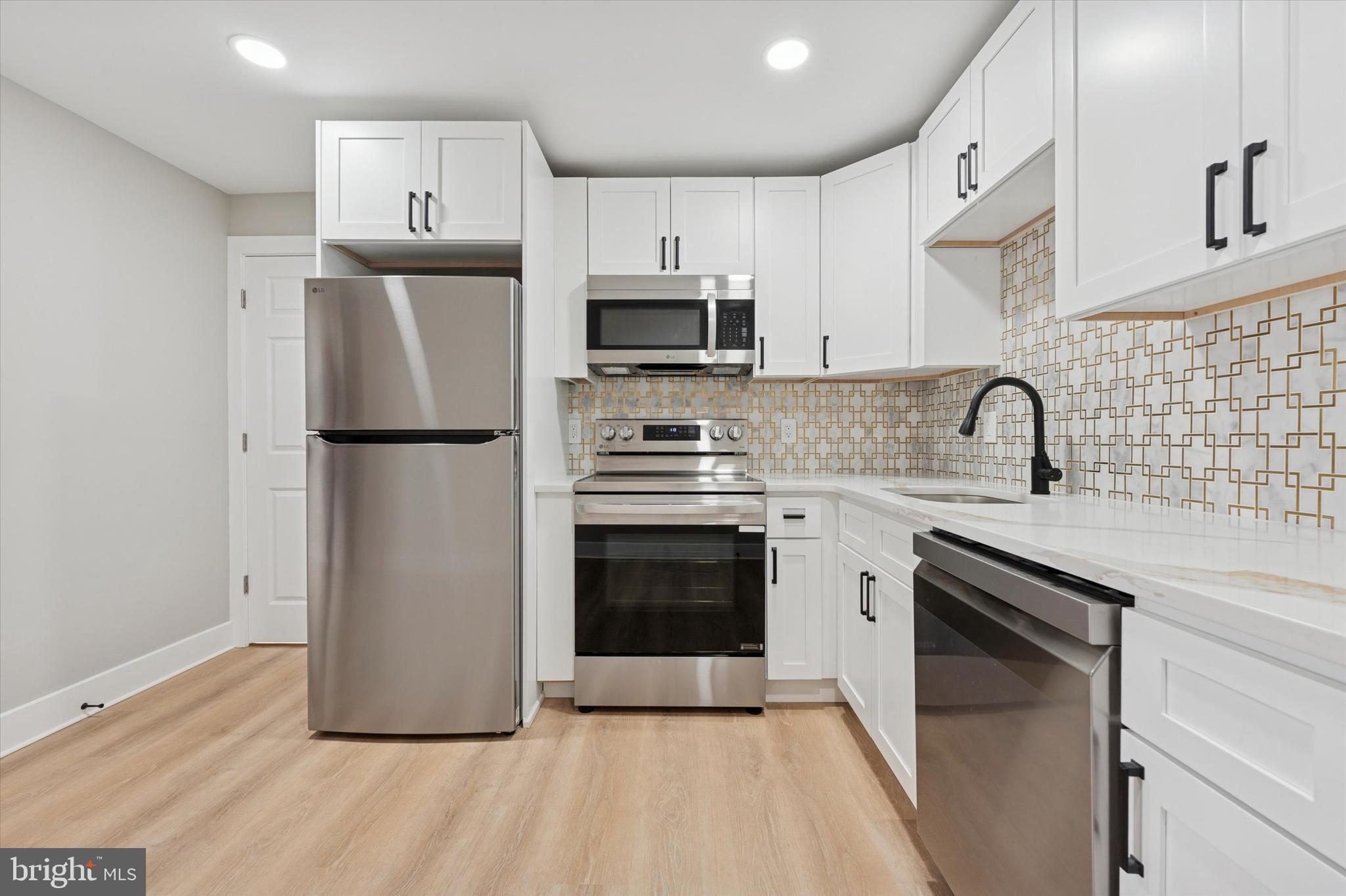 CONSHOHOCKEN - Residential Lease