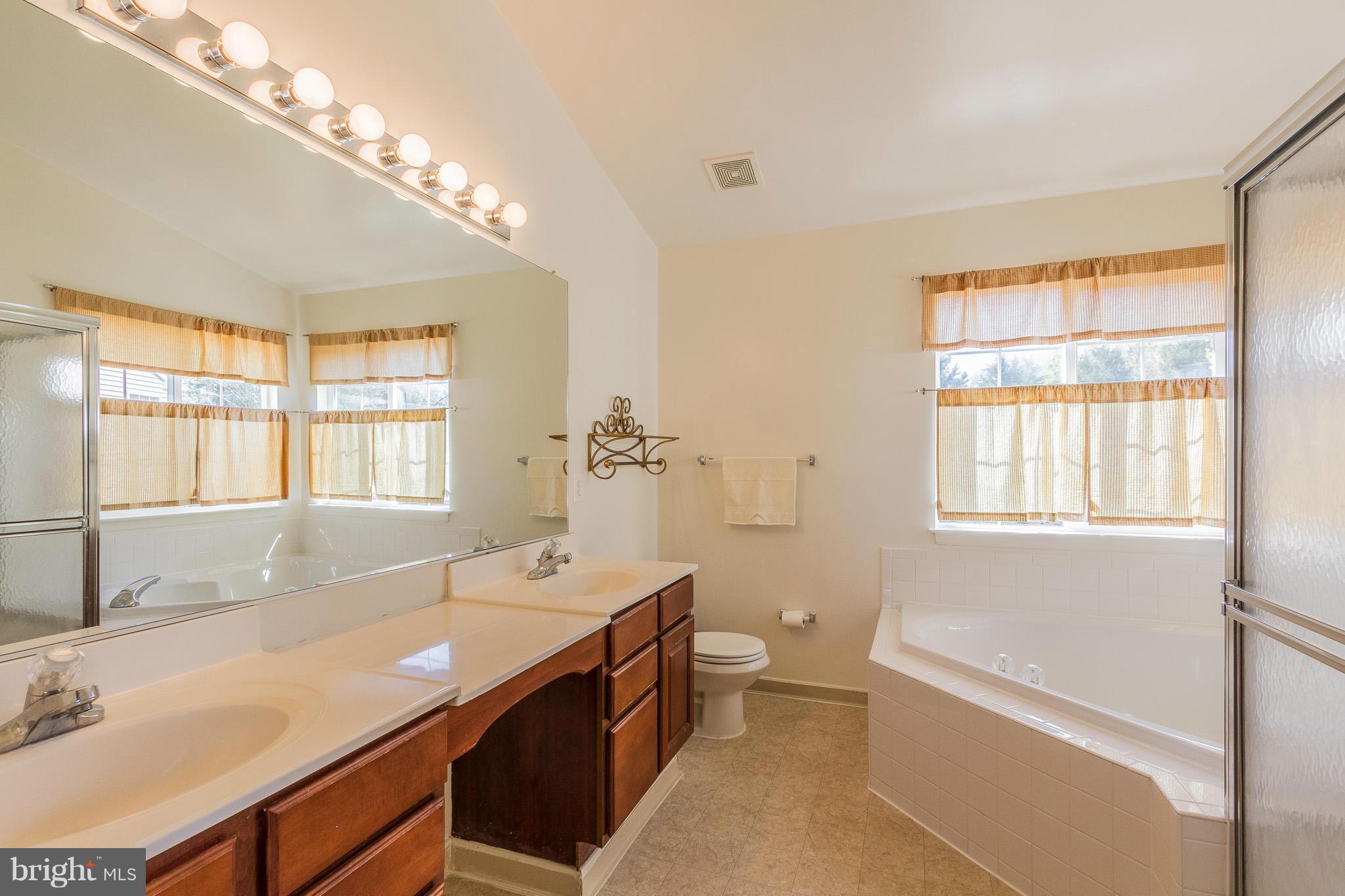 MADISON FARM - Residential