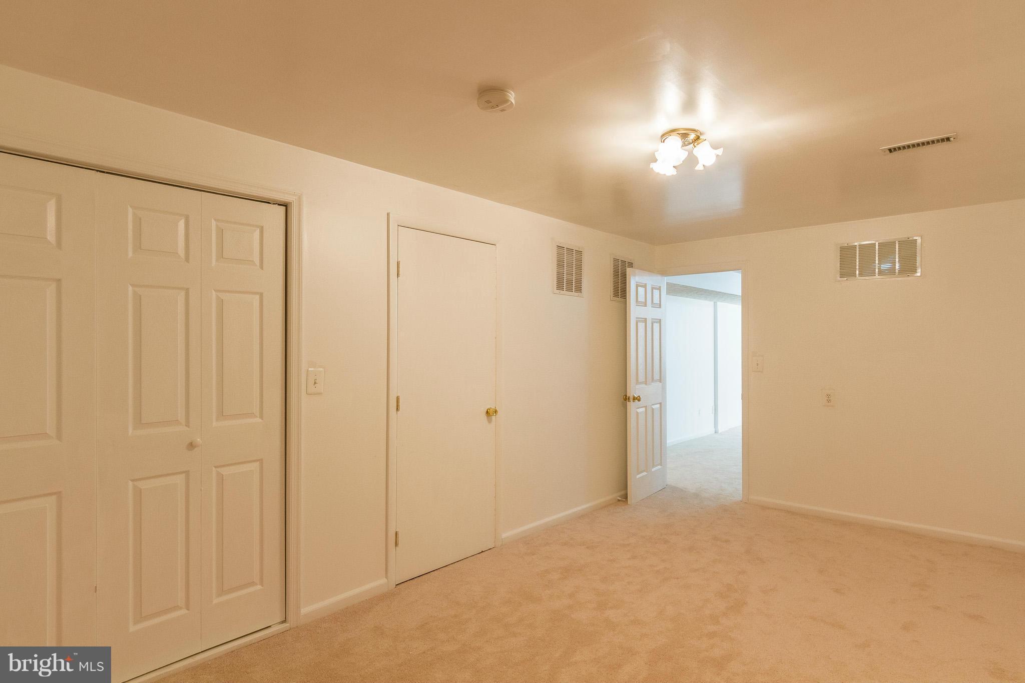 MADISON FARM - Residential