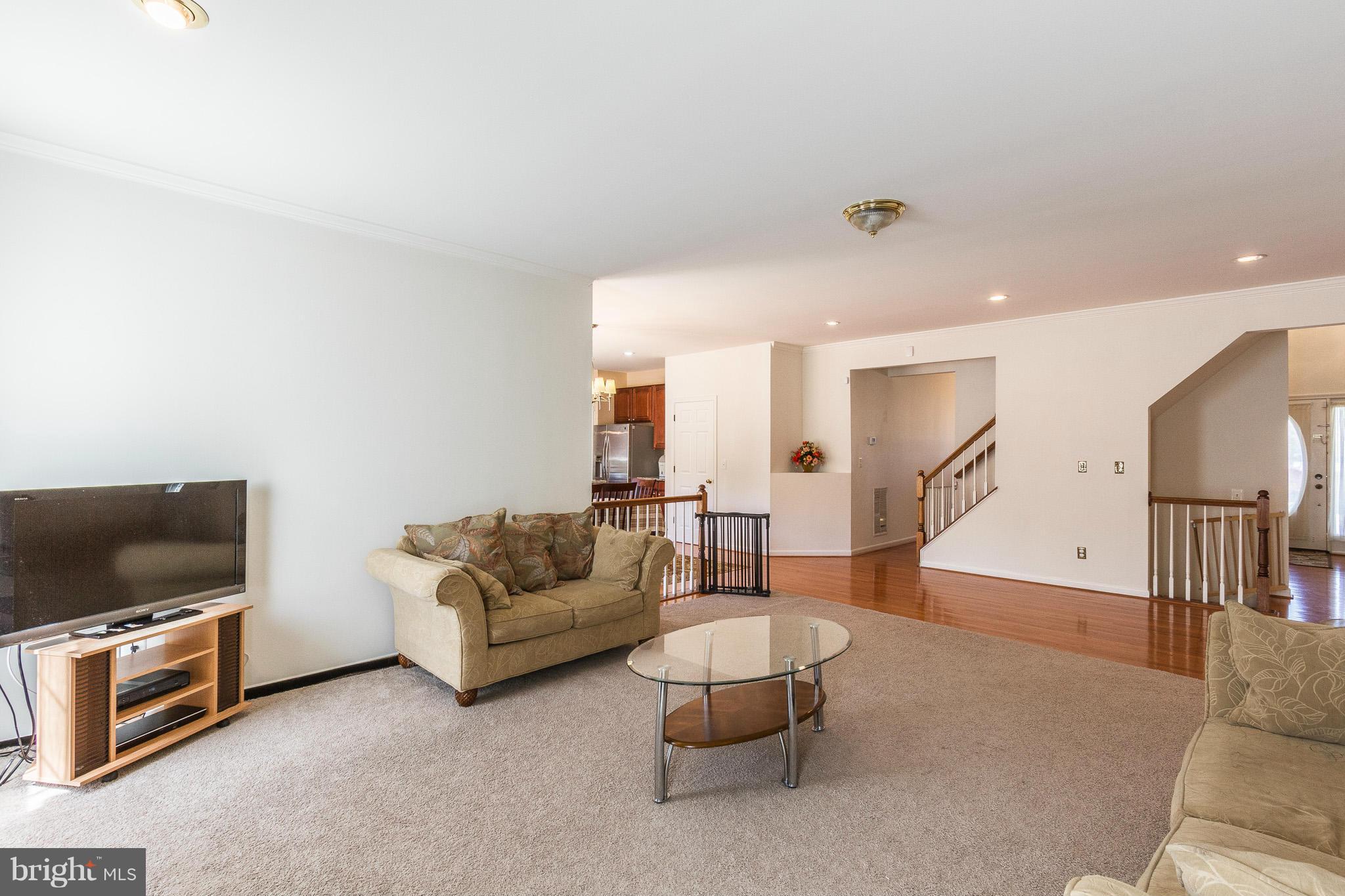 MADISON FARM - Residential