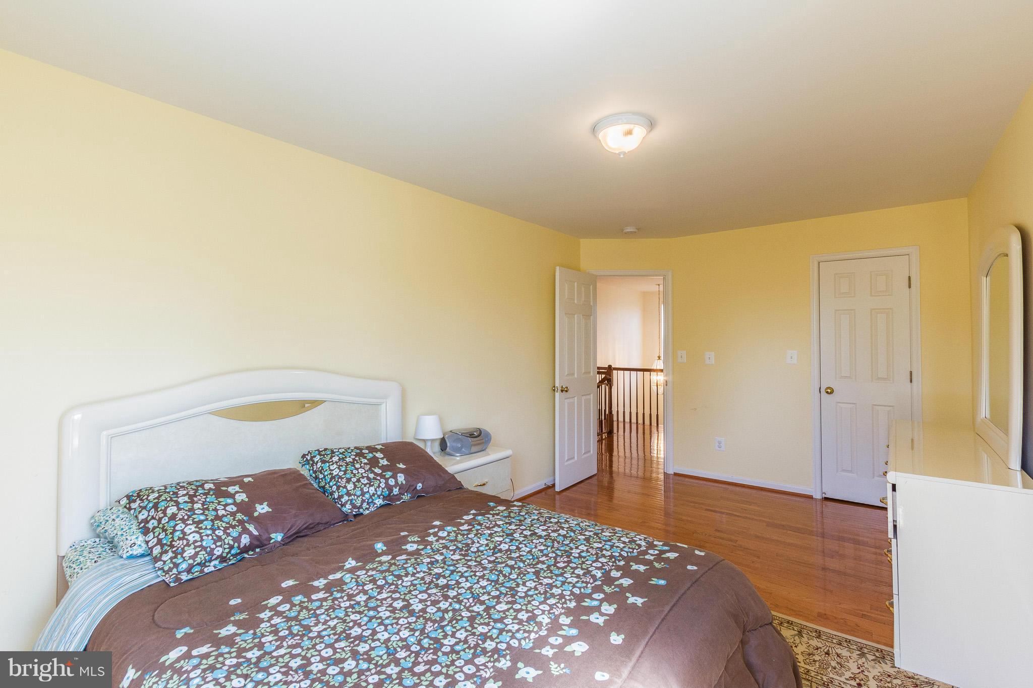 MADISON FARM - Residential