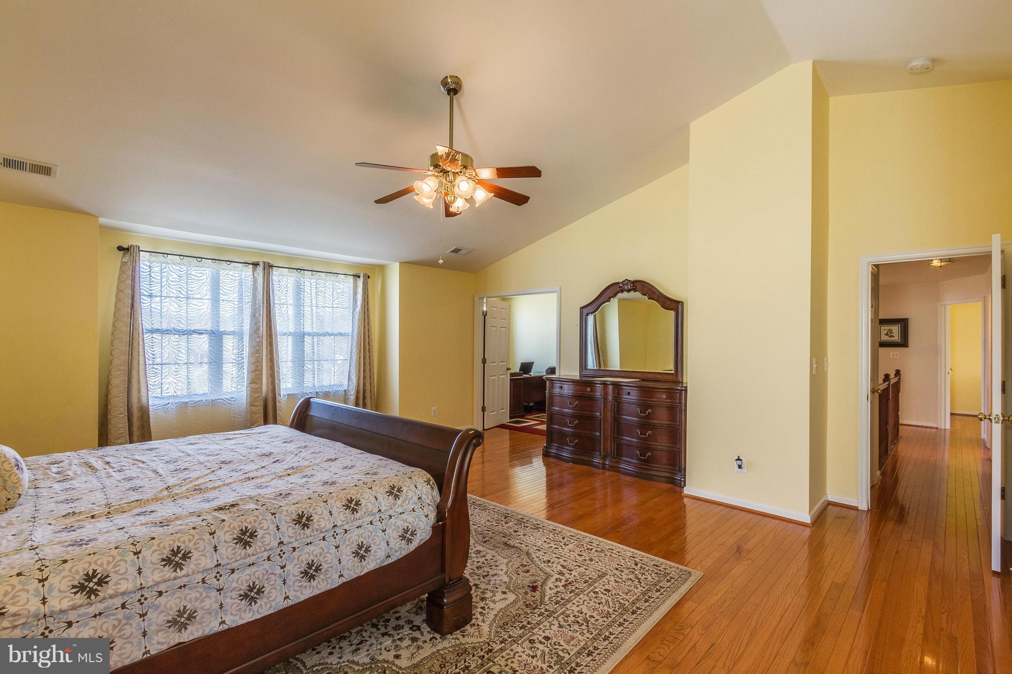 MADISON FARM - Residential