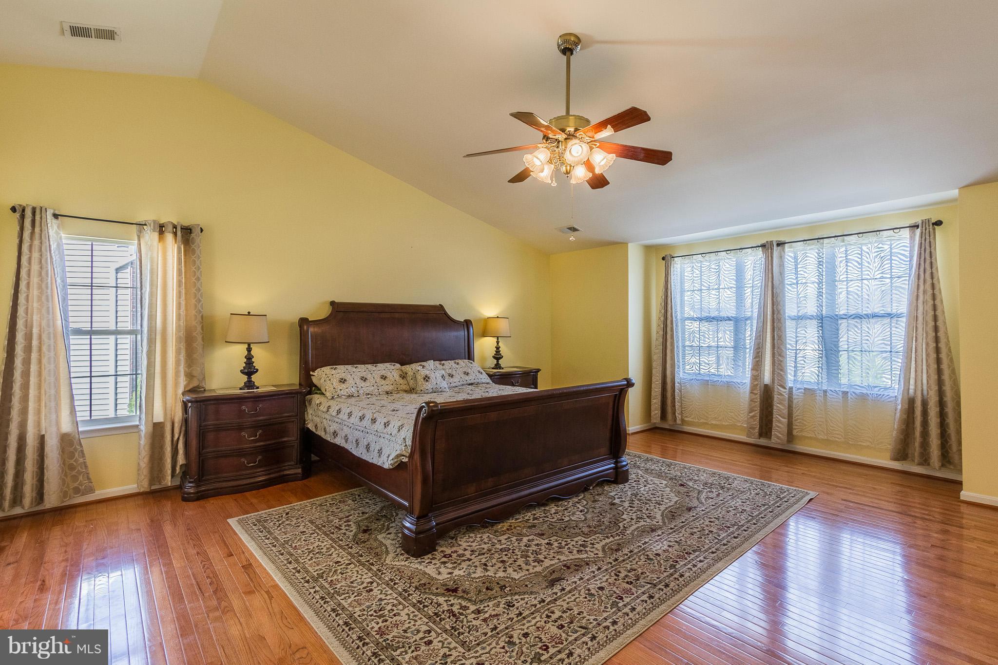 MADISON FARM - Residential